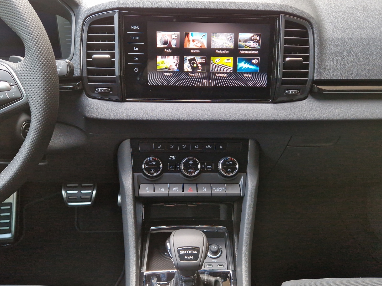SKODA Karoq 2.0 TDI CR Sport Line 4x4 DSG-image-10