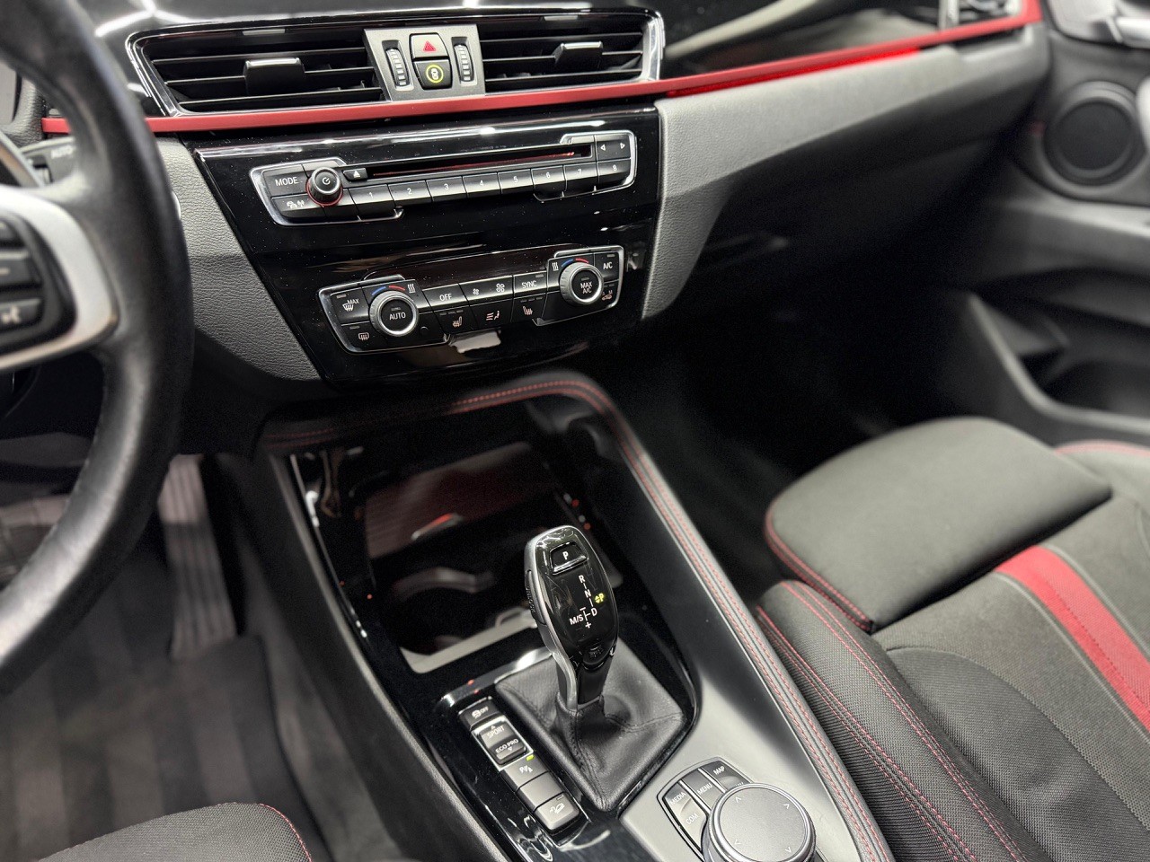 BMW X1 xDrive 18d Sport Line | ACC | Head-Up Display | Rückfahrkamera | CH-Auto-image-15