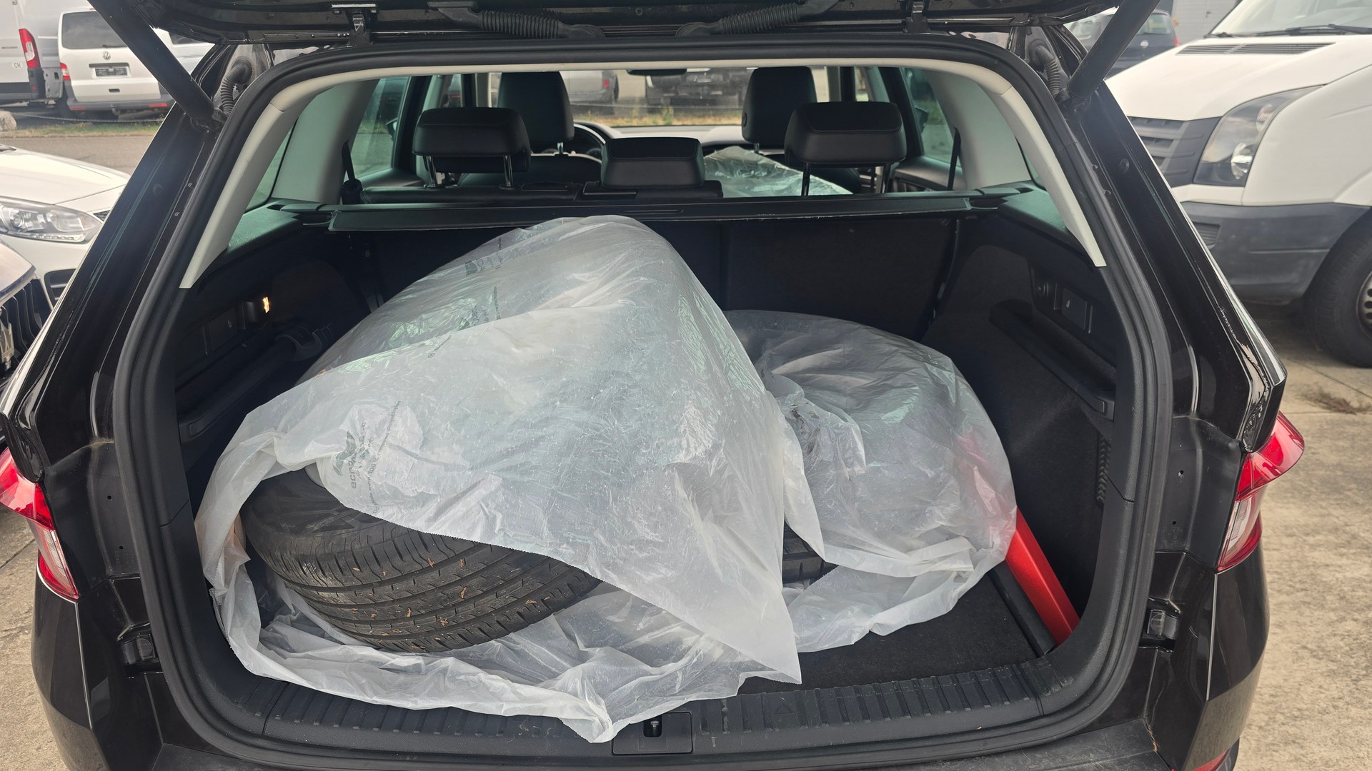 SKODA Kodiaq 2.0 TDI CR Ambition 4x4 DSG-image-4