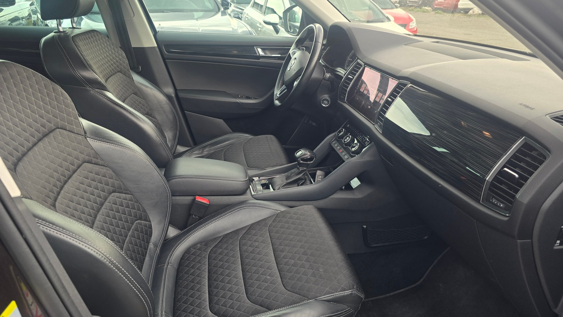 SKODA Kodiaq 2.0 TDI CR Ambition 4x4 DSG-image-5
