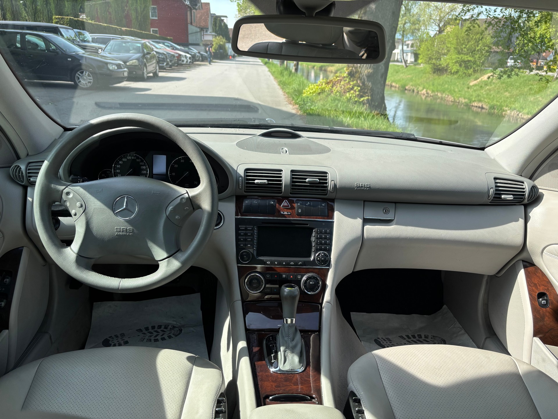 MERCEDES-BENZ C 280 Elégance 4Matic Automatic-image-13