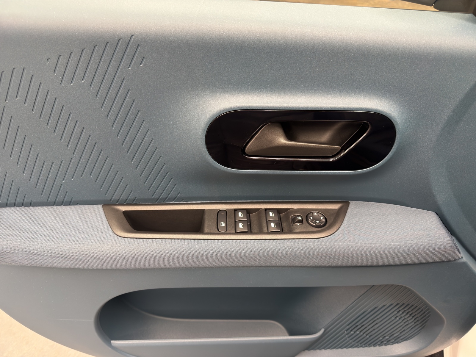 FIAT Grande Panda 1.2 Hybrid La Prima-image-11