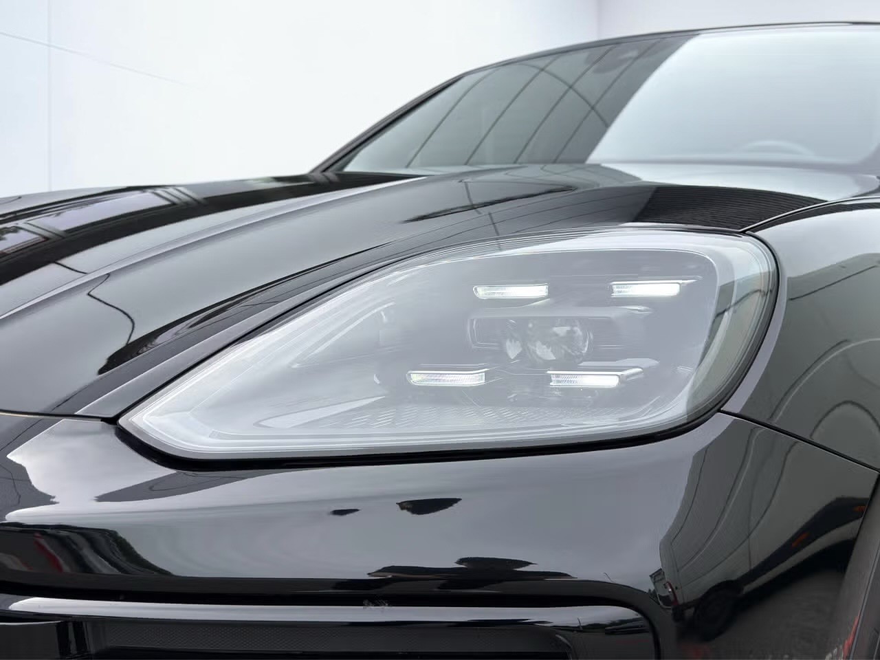 PORSCHE Cayenne Tiptronic-image-16