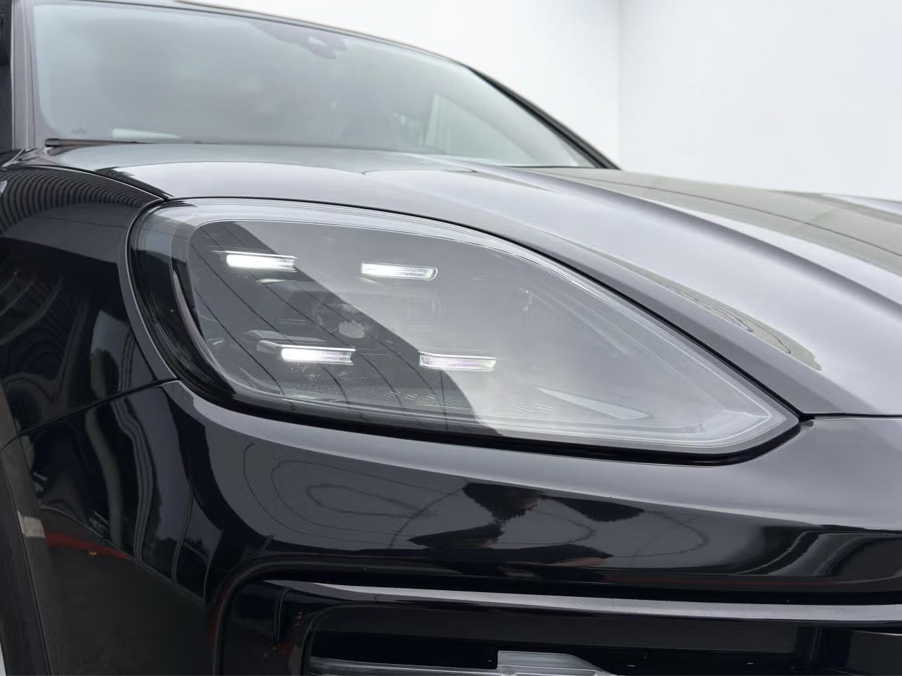 PORSCHE Cayenne Tiptronic-image-17