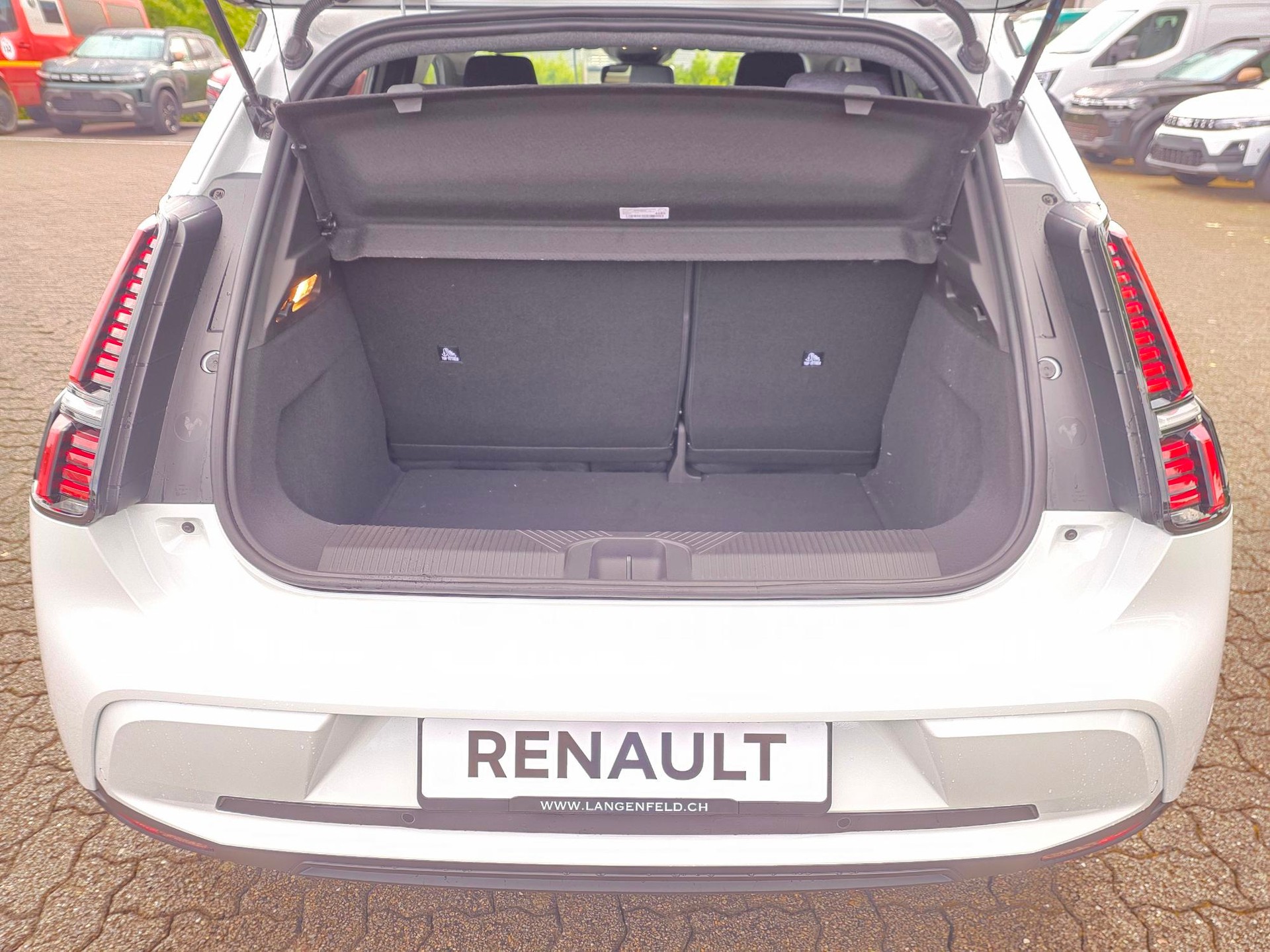 RENAULT R5 E-Tech Comfort Range techno-image-8