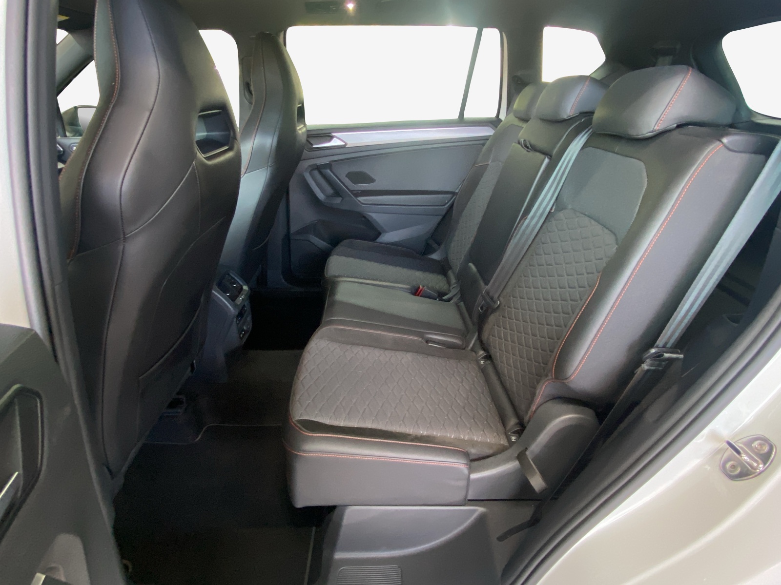SEAT Tarraco 2.0TSI Swiss FR 4Drive DSG-image-11
