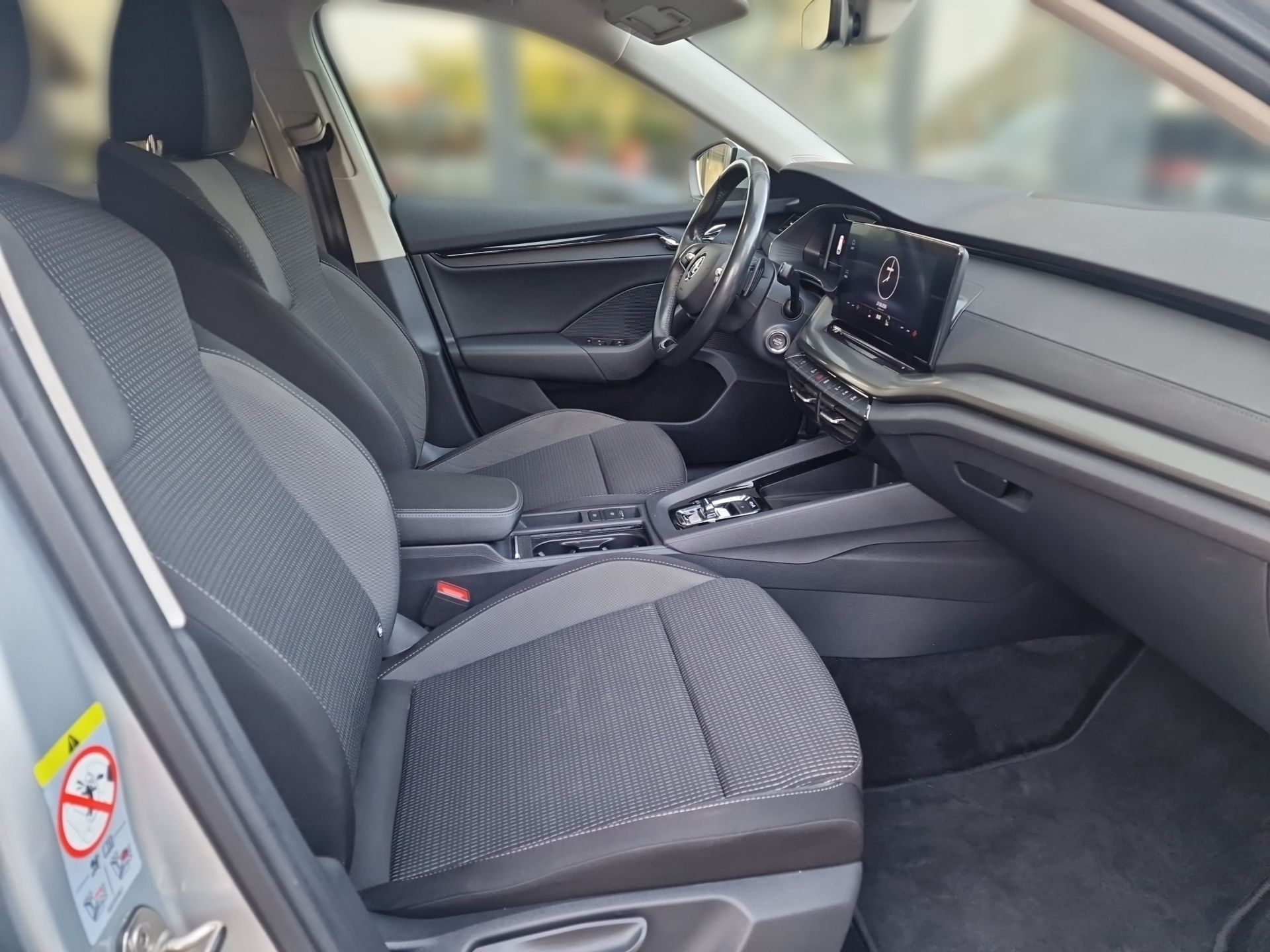SKODA Octavia Combi 2.0 TDI DSG Ambition 4x4-image-13