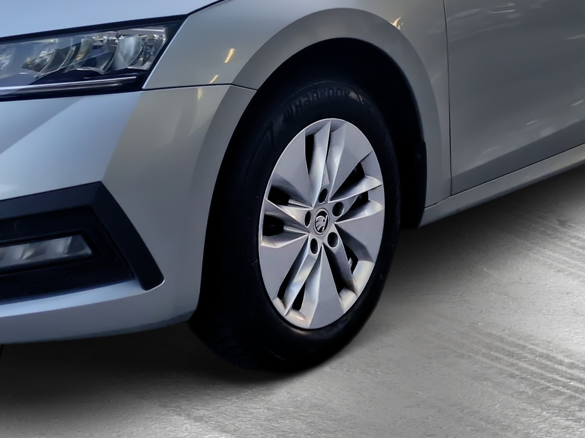 SKODA Octavia Combi 2.0 TDI DSG Ambition 4x4-image-4