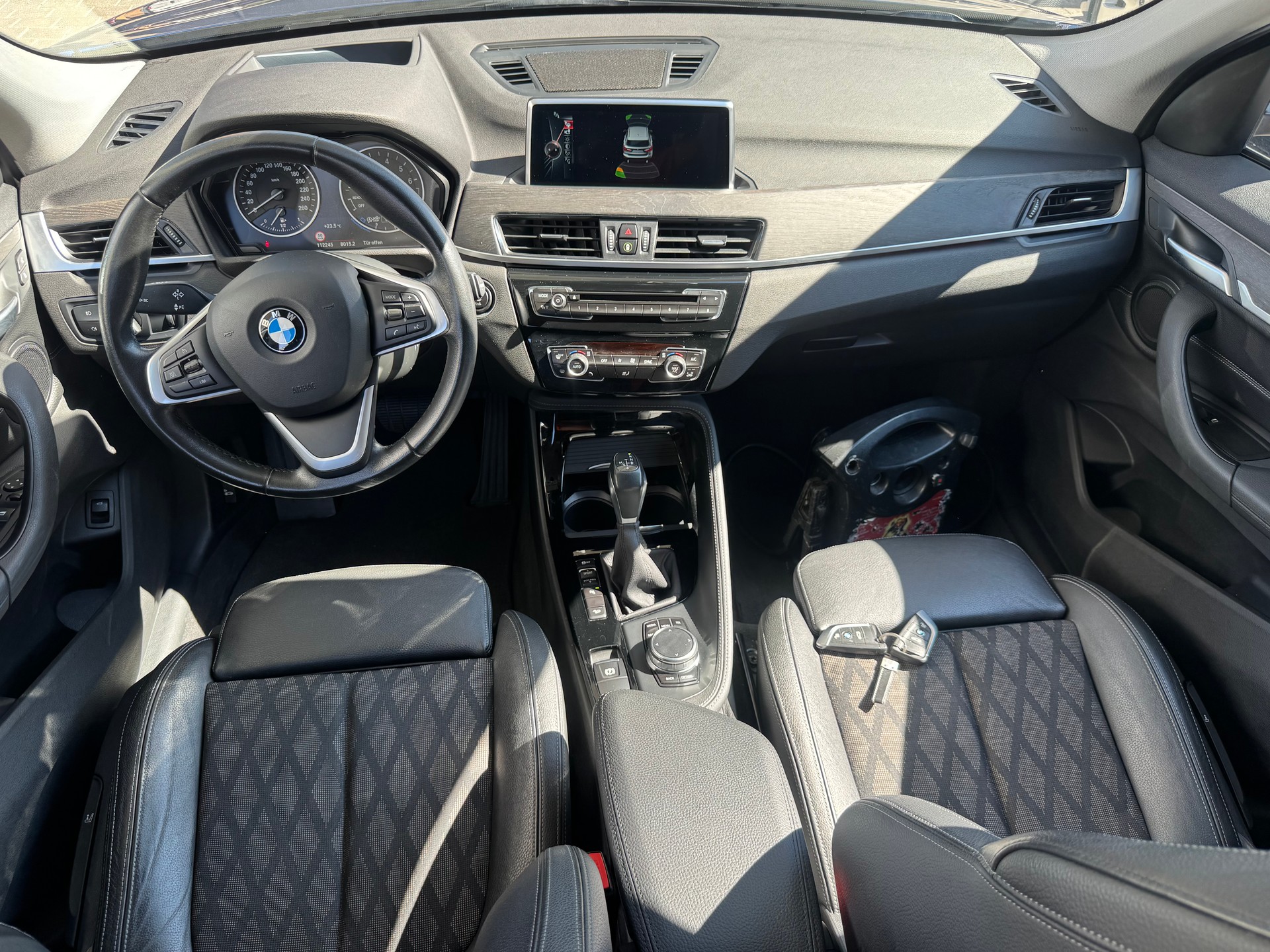 BMW X1 xDrive 20i xLine Steptronic-image-4