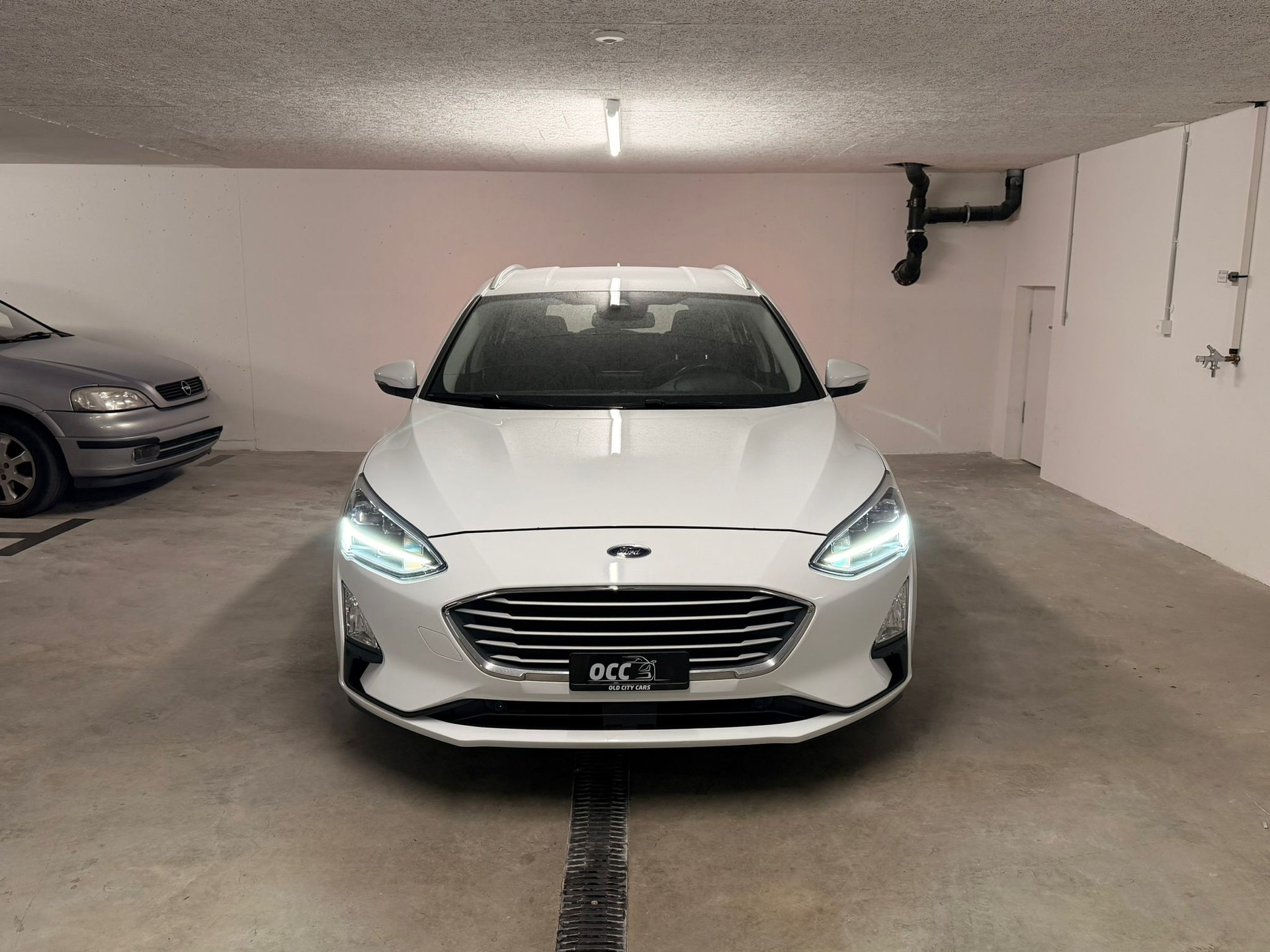 FORD Focus 1.5 SCTi Trend+ Automatic-image-1