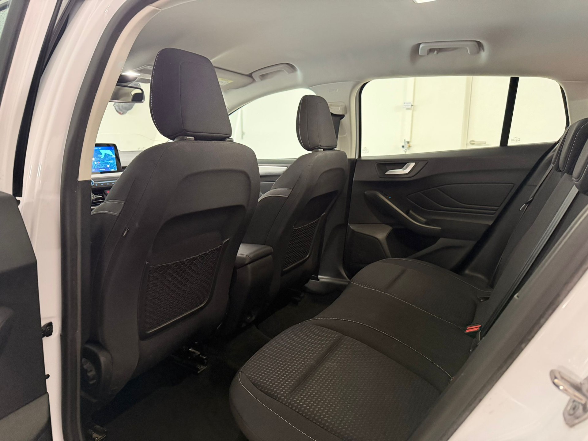 FORD Focus 1.5 SCTi Trend+ Automatic-image-11