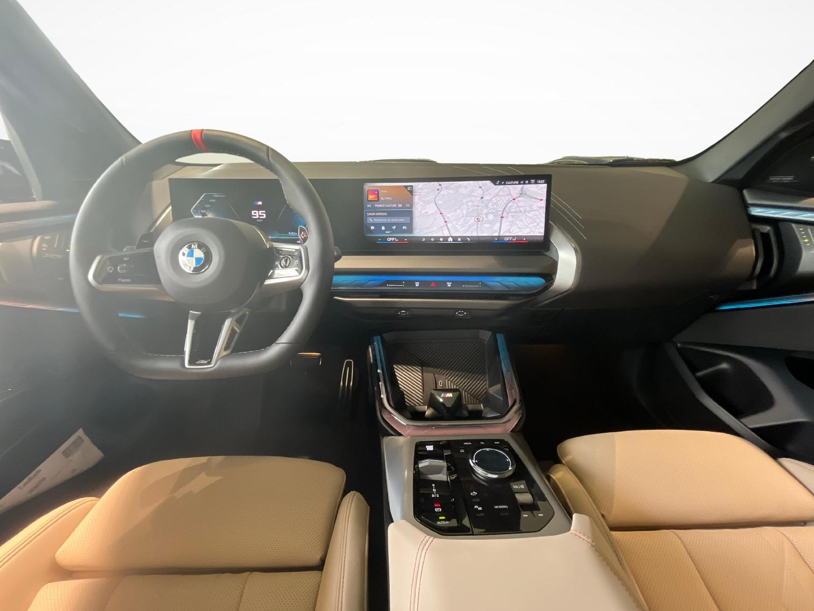 BMW X3 M50i-image-7