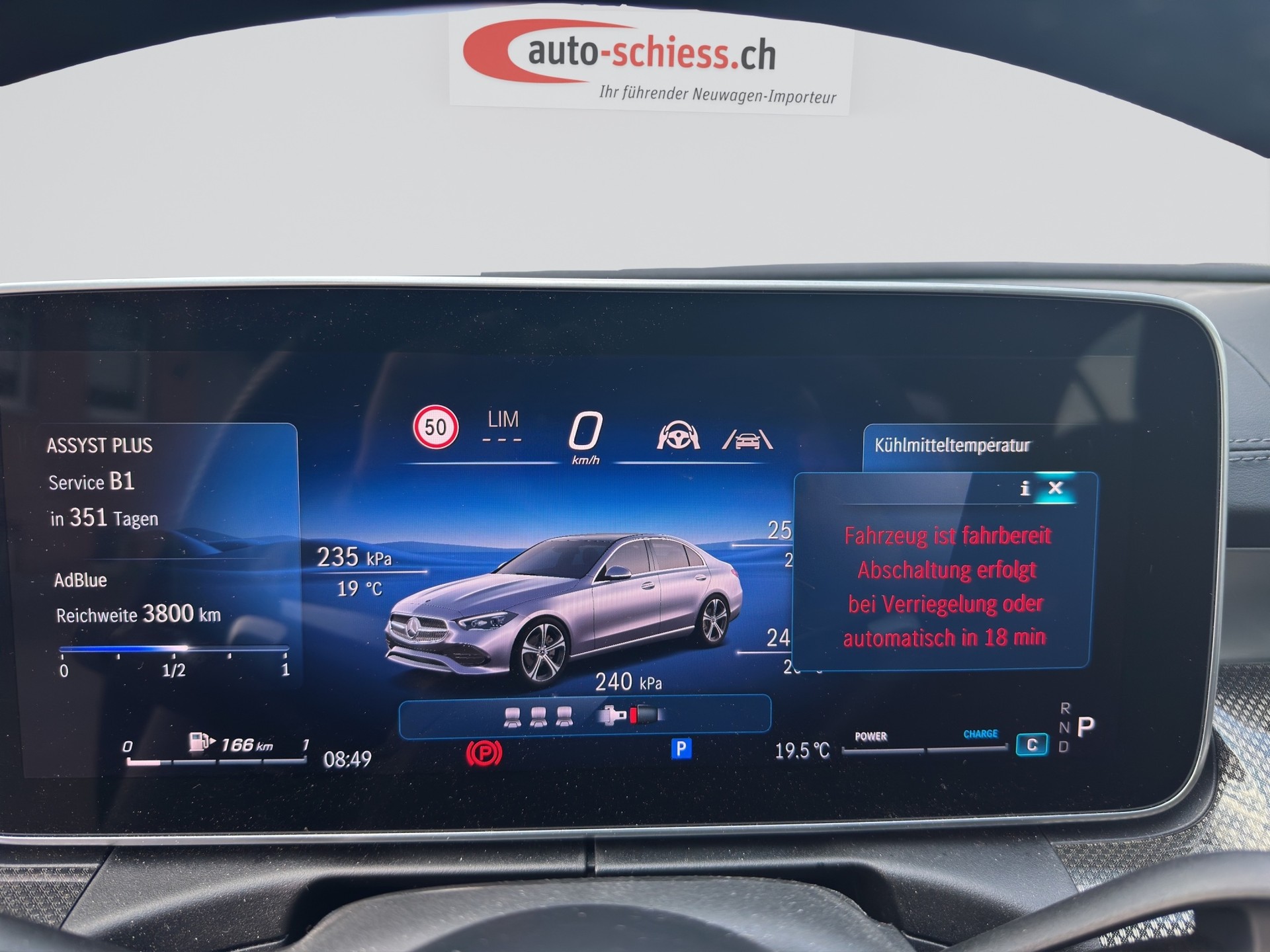 MERCEDES-BENZ C 300 d AMG Line-image-2
