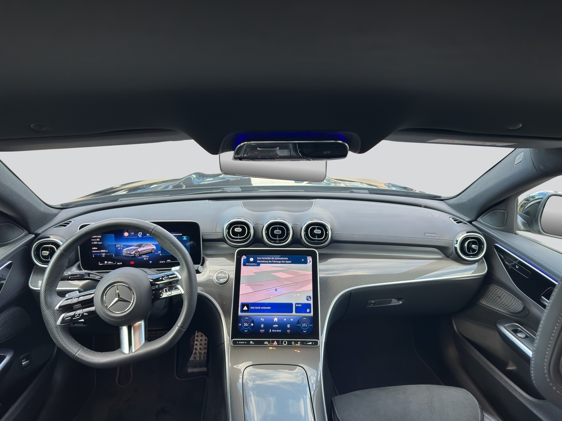 MERCEDES-BENZ C 300 d AMG Line-image-14