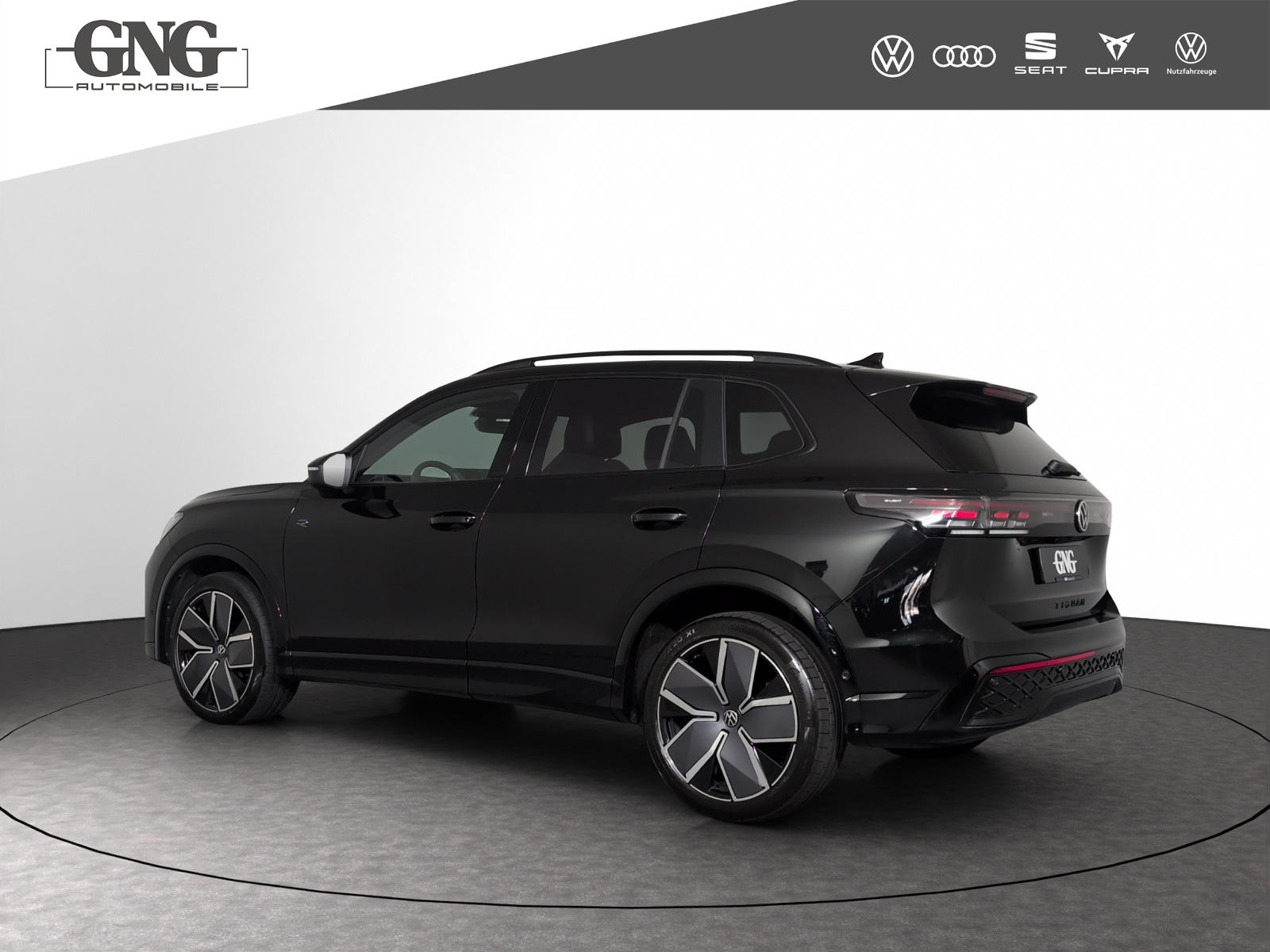 VW Tiguan 2.0 TSI DSG R-Line 4Motion-image-1