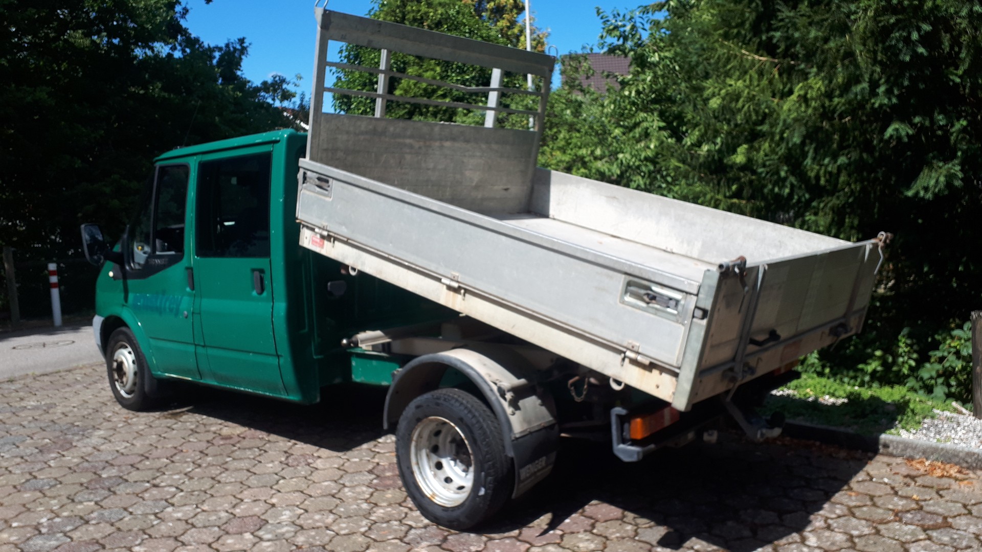 FORD 350 TDCi Doppelkabine mit Kippbrücke-image-2