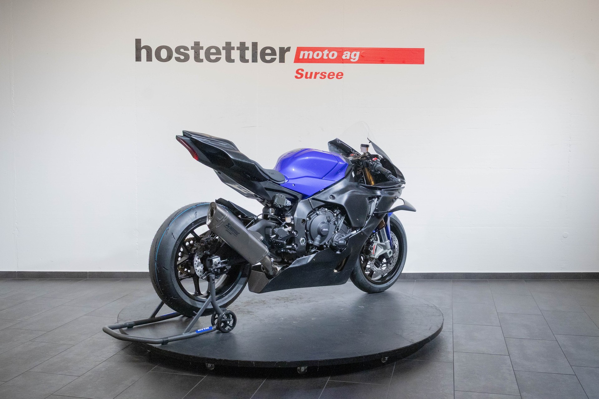 YAMAHA R1 GYTR-showroom-element-2