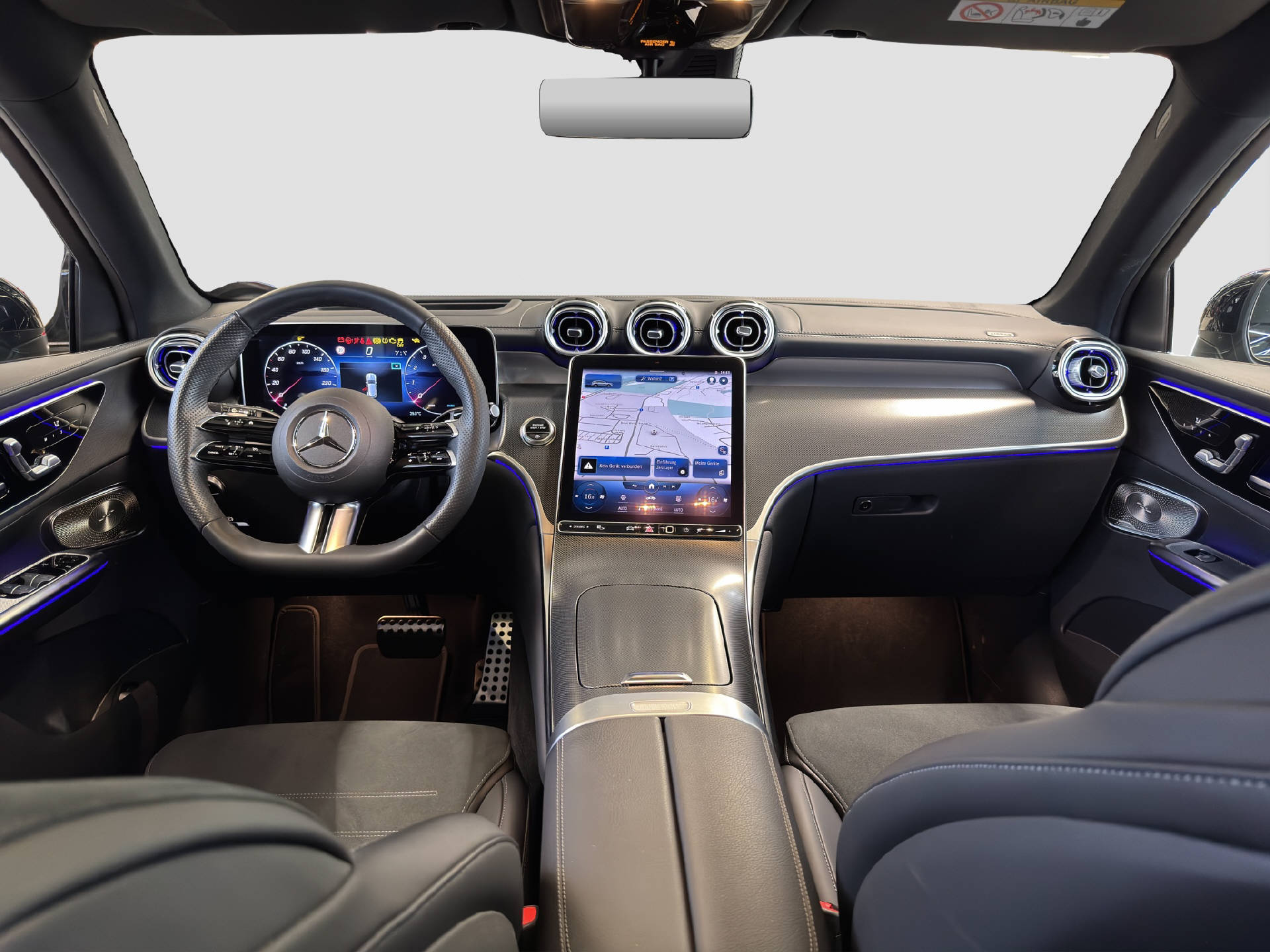MERCEDES-BENZ GLC 300 AMG Line 4MATIC-image-7