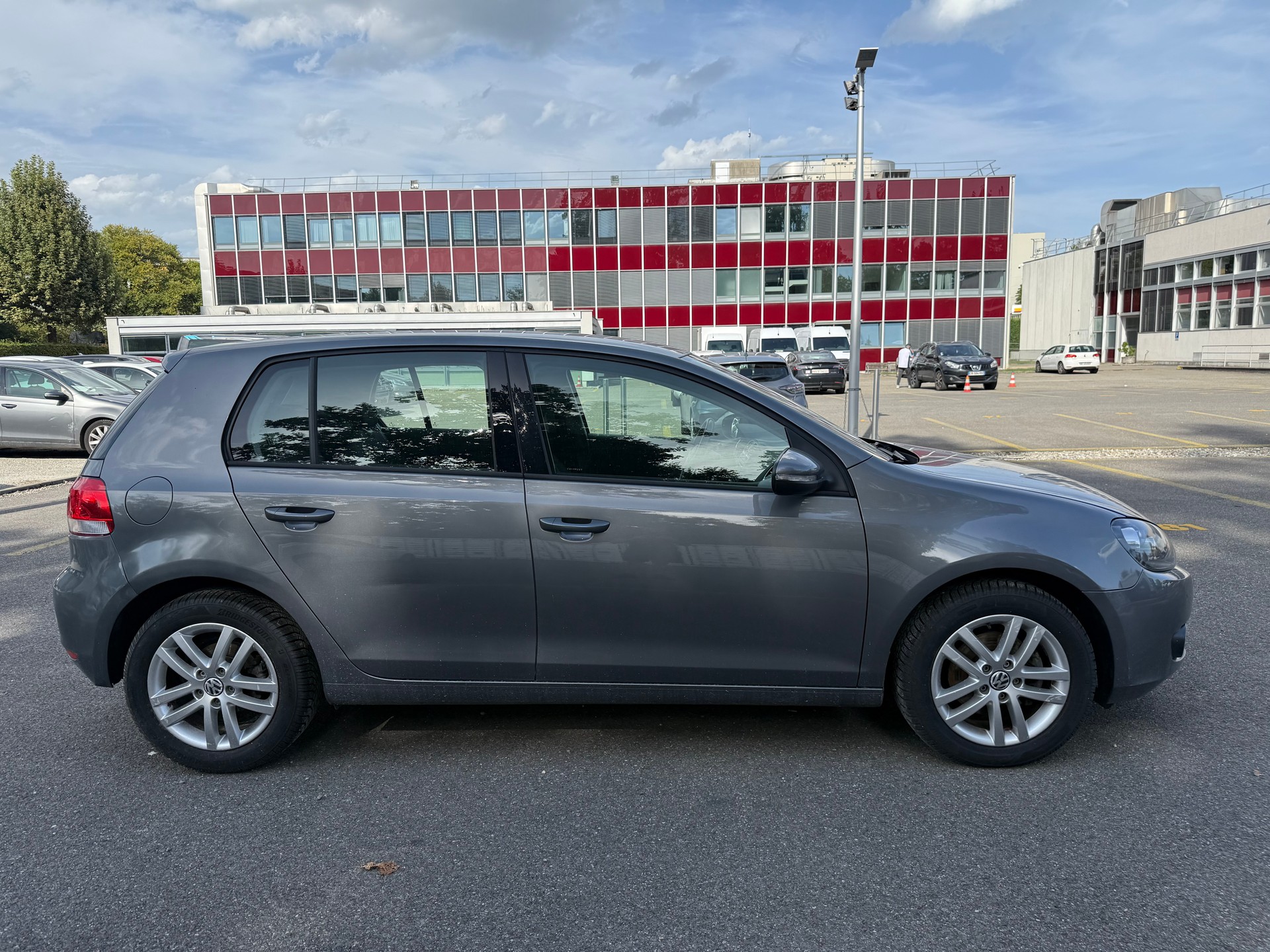 VW Golf 1.4 TSI Trendline DSG-image-4