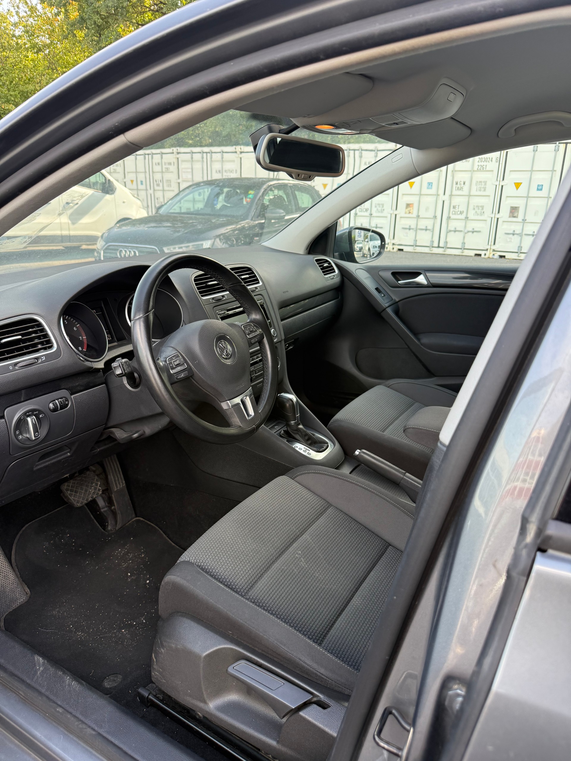 VW Golf 1.4 TSI Trendline DSG-image-9
