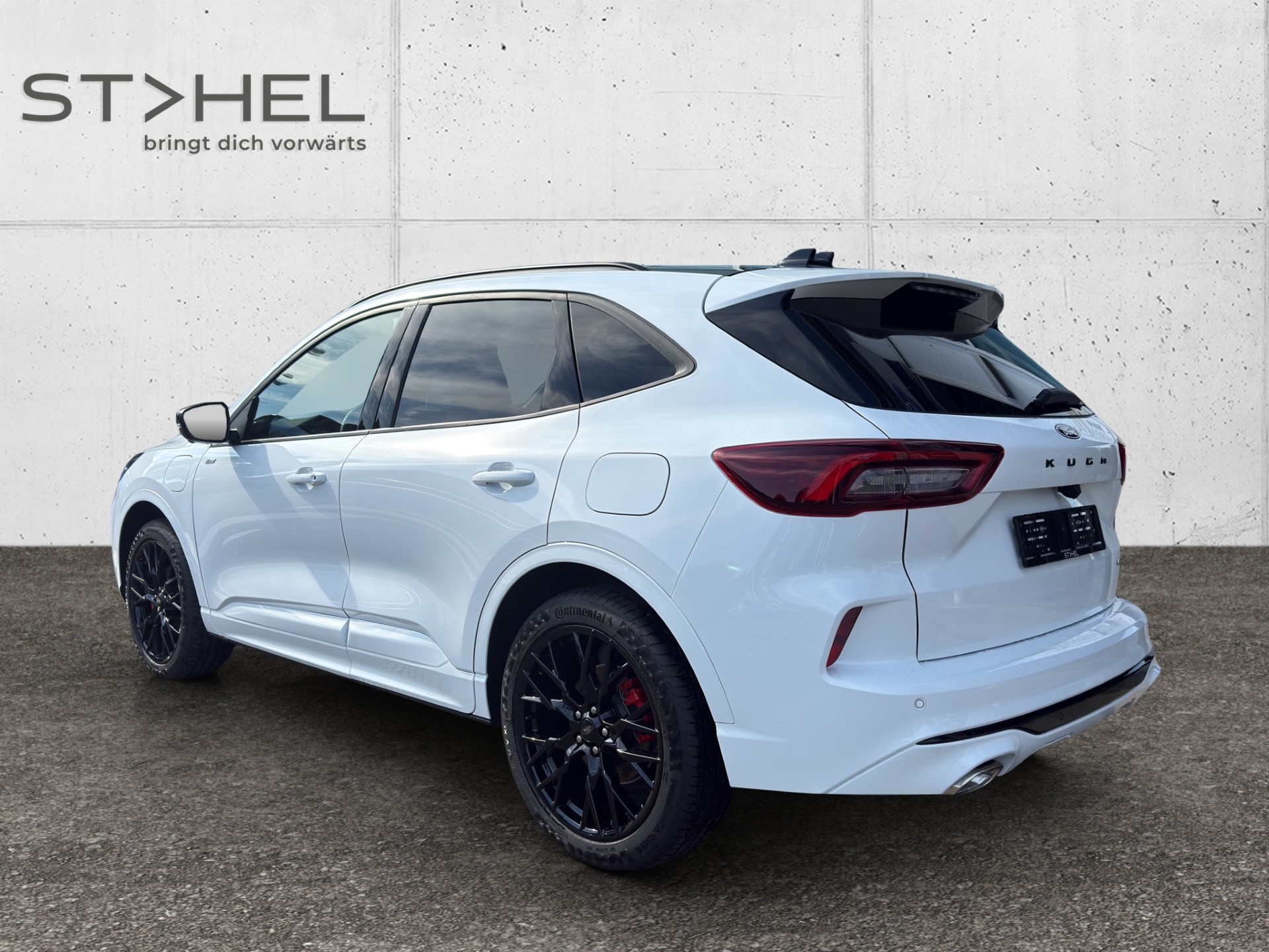 FORD Kuga 2.5 Plug-in Hybrid ST-Line X Black&White Ed.-image-3
