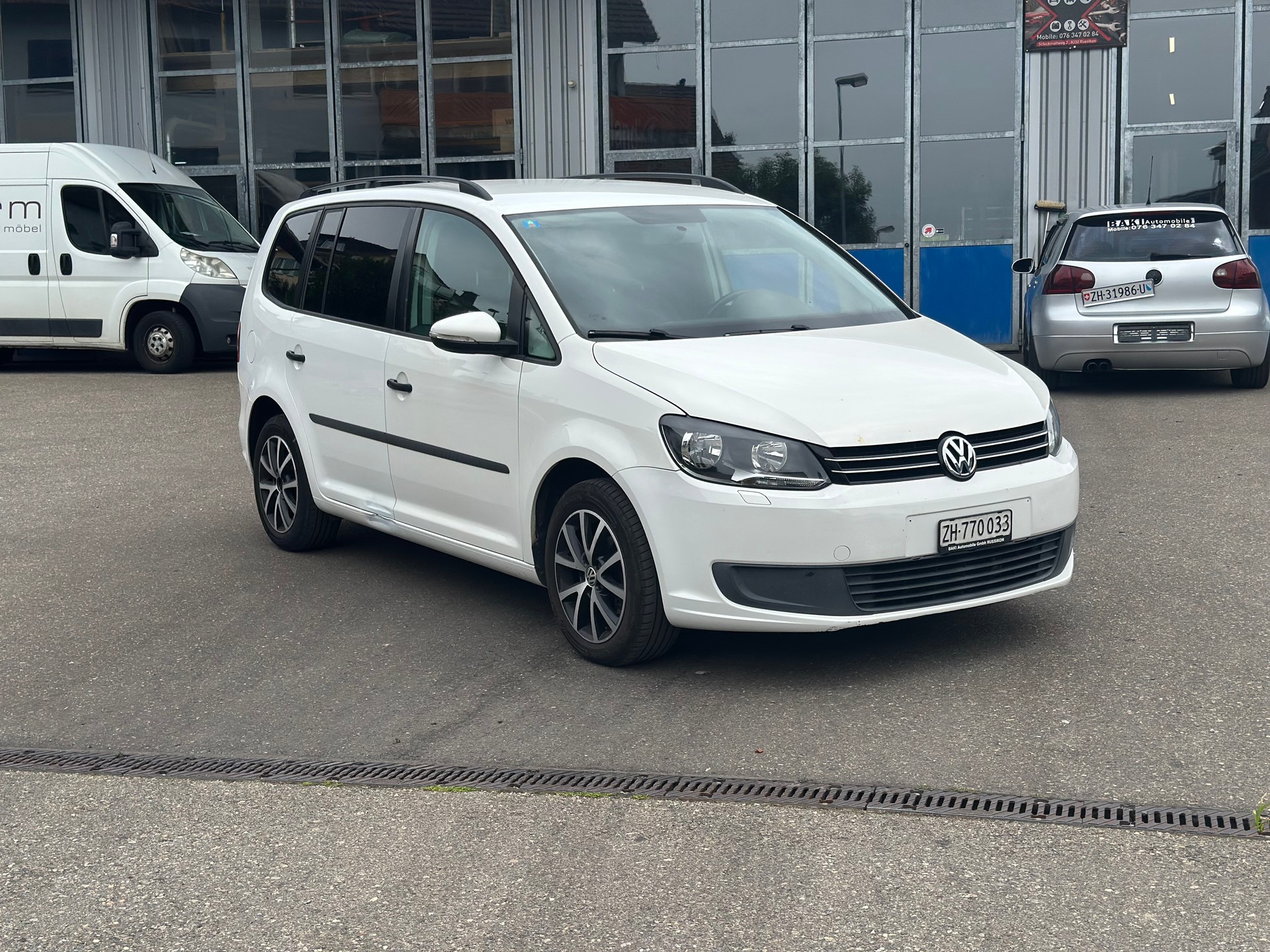 VW Touran 1.6 Conceptline-image-3