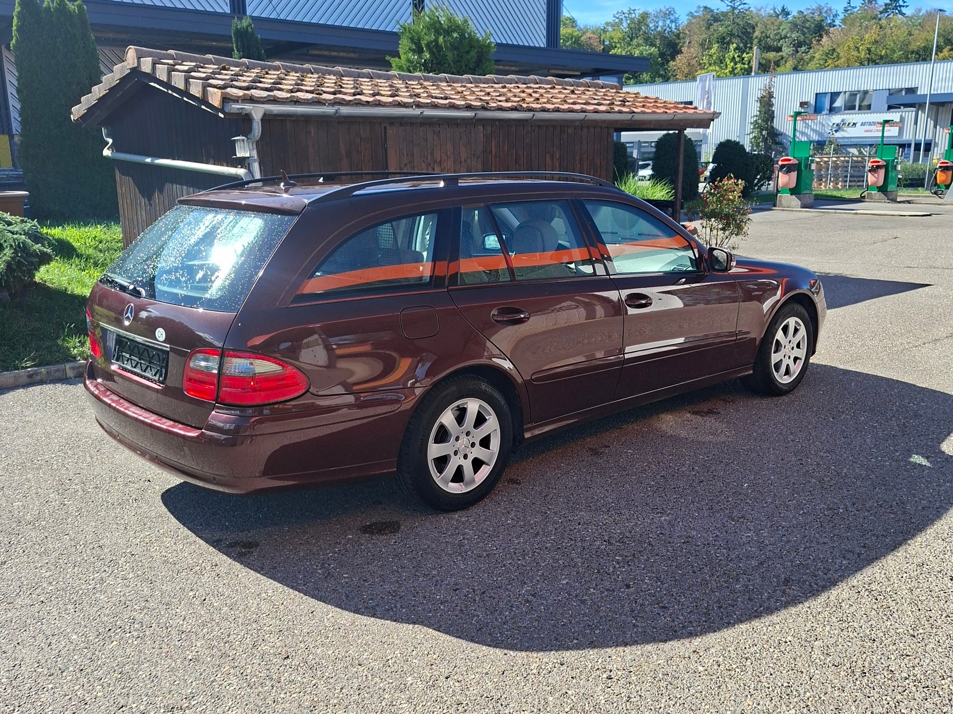 MERCEDES-BENZ E 350 Avantgarde 7G-Tronic-image-3