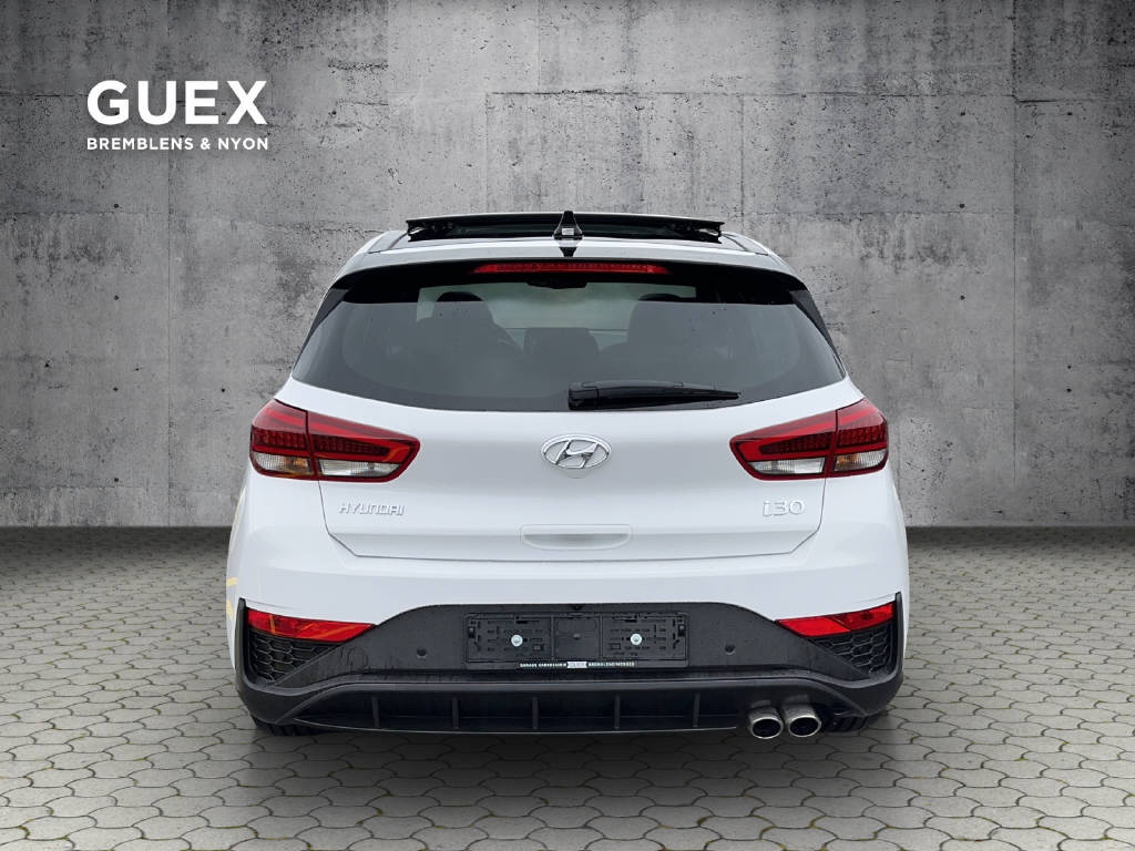 HYUNDAI i30 1.5 T-GDi N-Line Exclusive-showroom-element-3