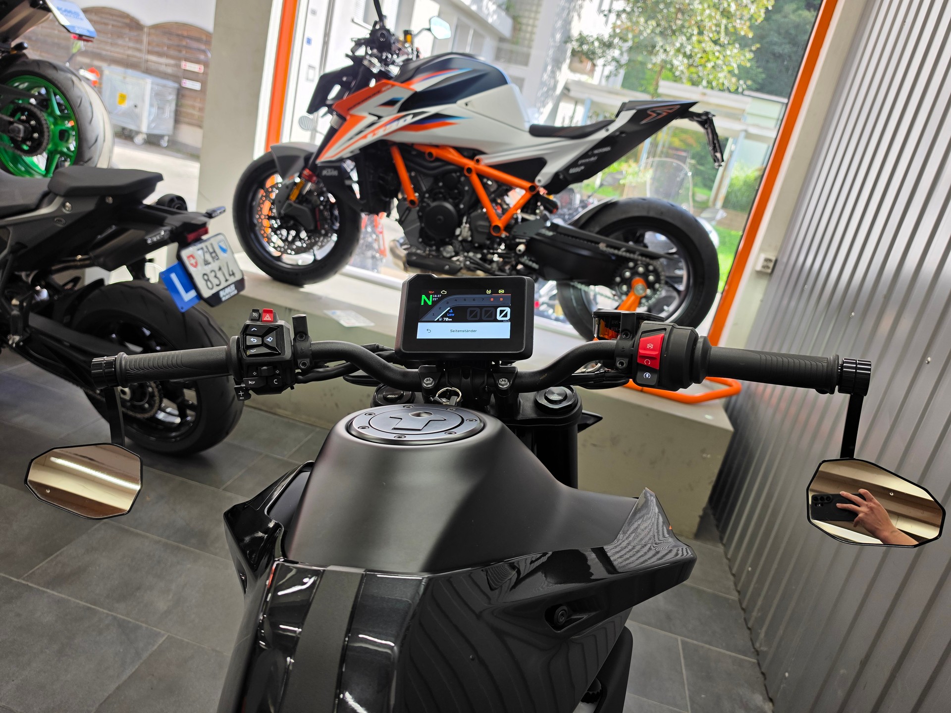 KTM 790 Duke-image-8