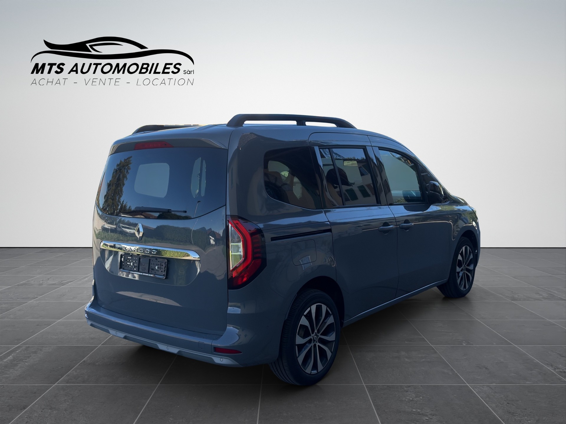RENAULT Kangoo 1.3 TCe 130 PF Edition One-image-5