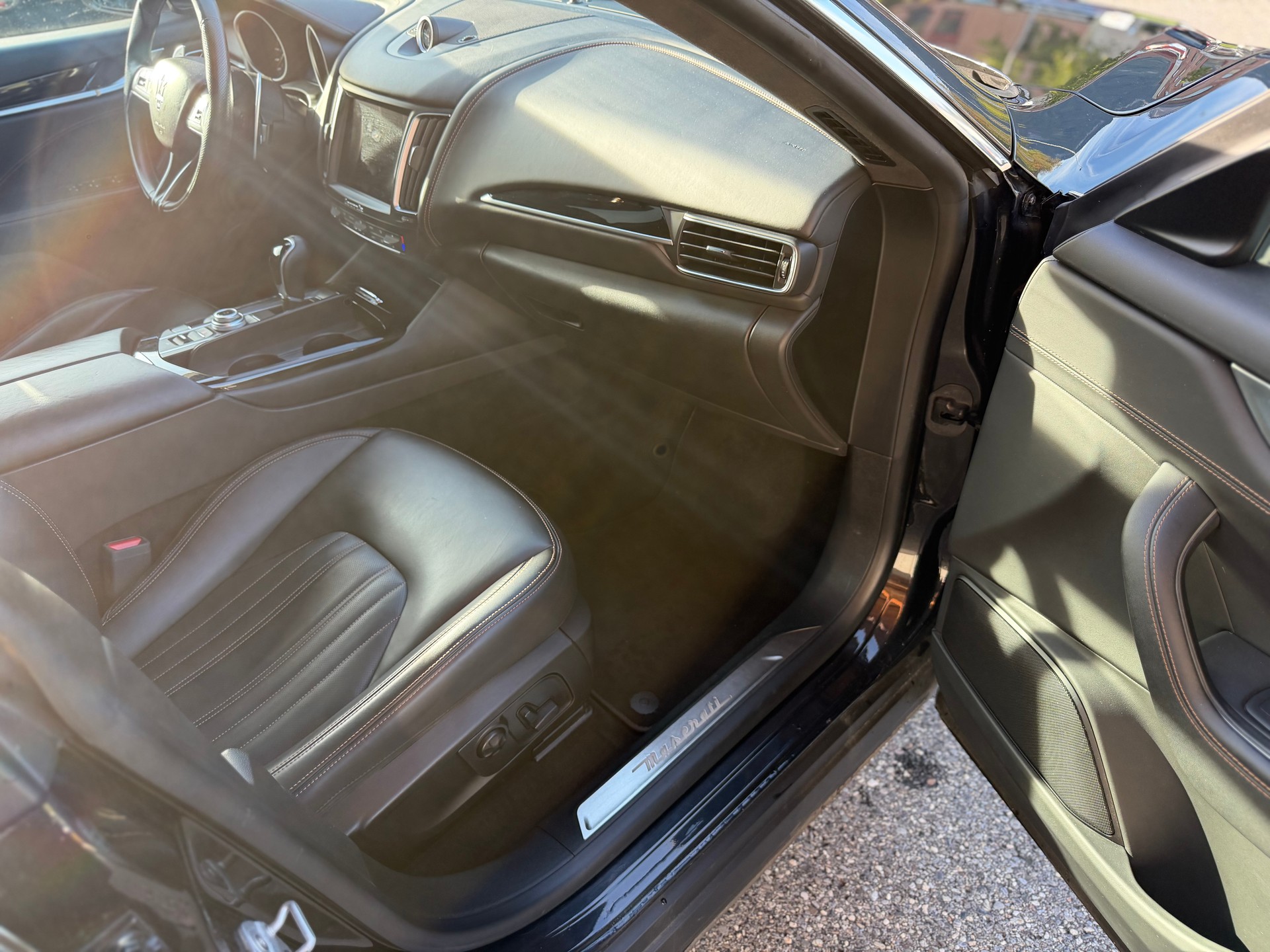 MASERATI Levante S 3.0 V6 GranSport Automatica-image-15