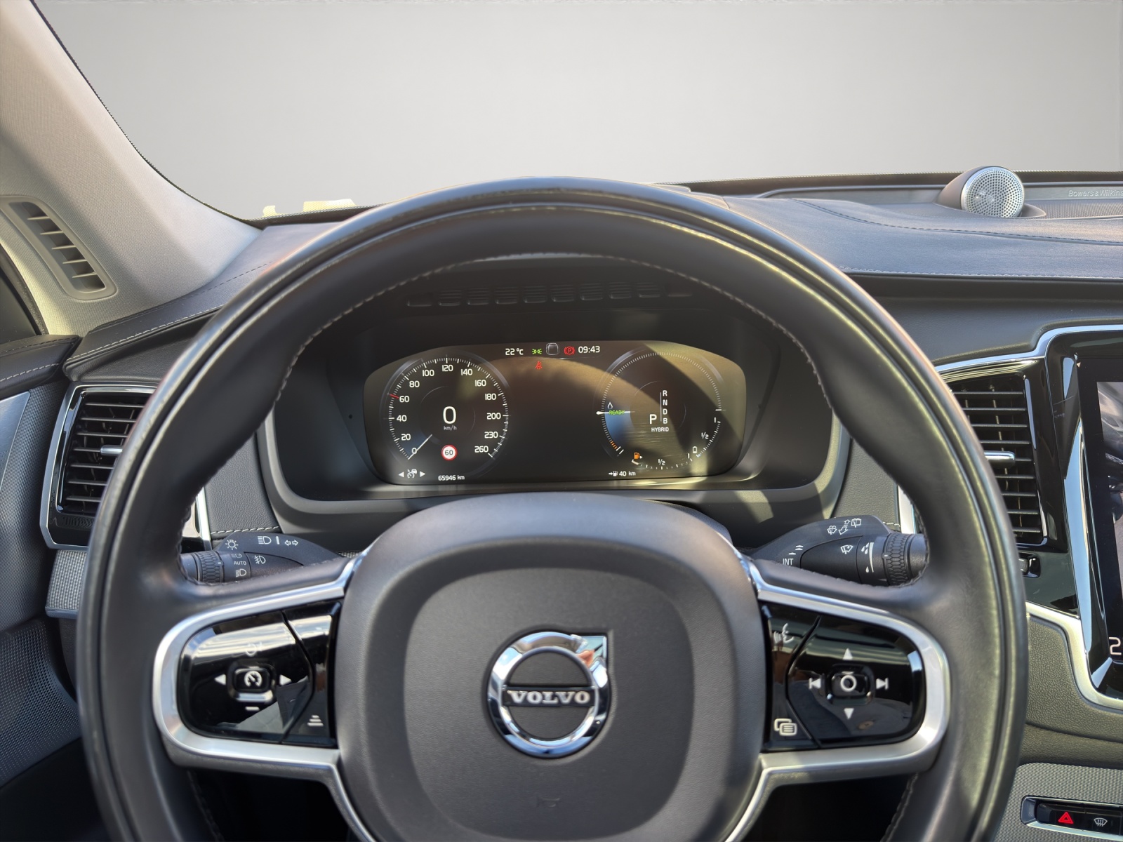VOLVO XC90 2.0 T8 TE Inscription 7P. AWD-image-11