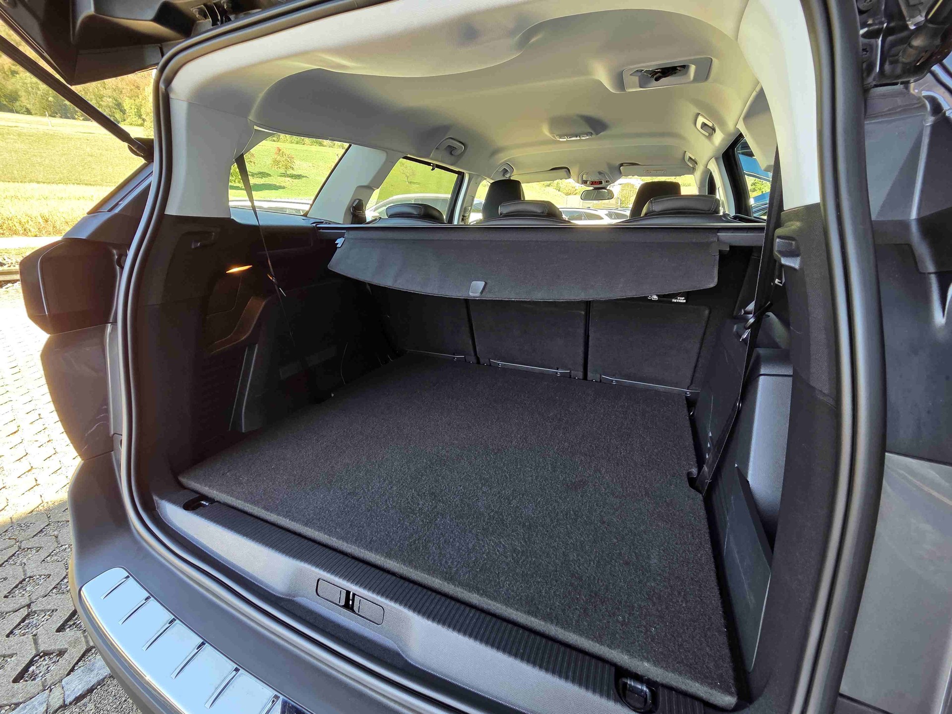 PEUGEOT 5008 1.5 BlueHDi Allure 7-Plätzer-image-11
