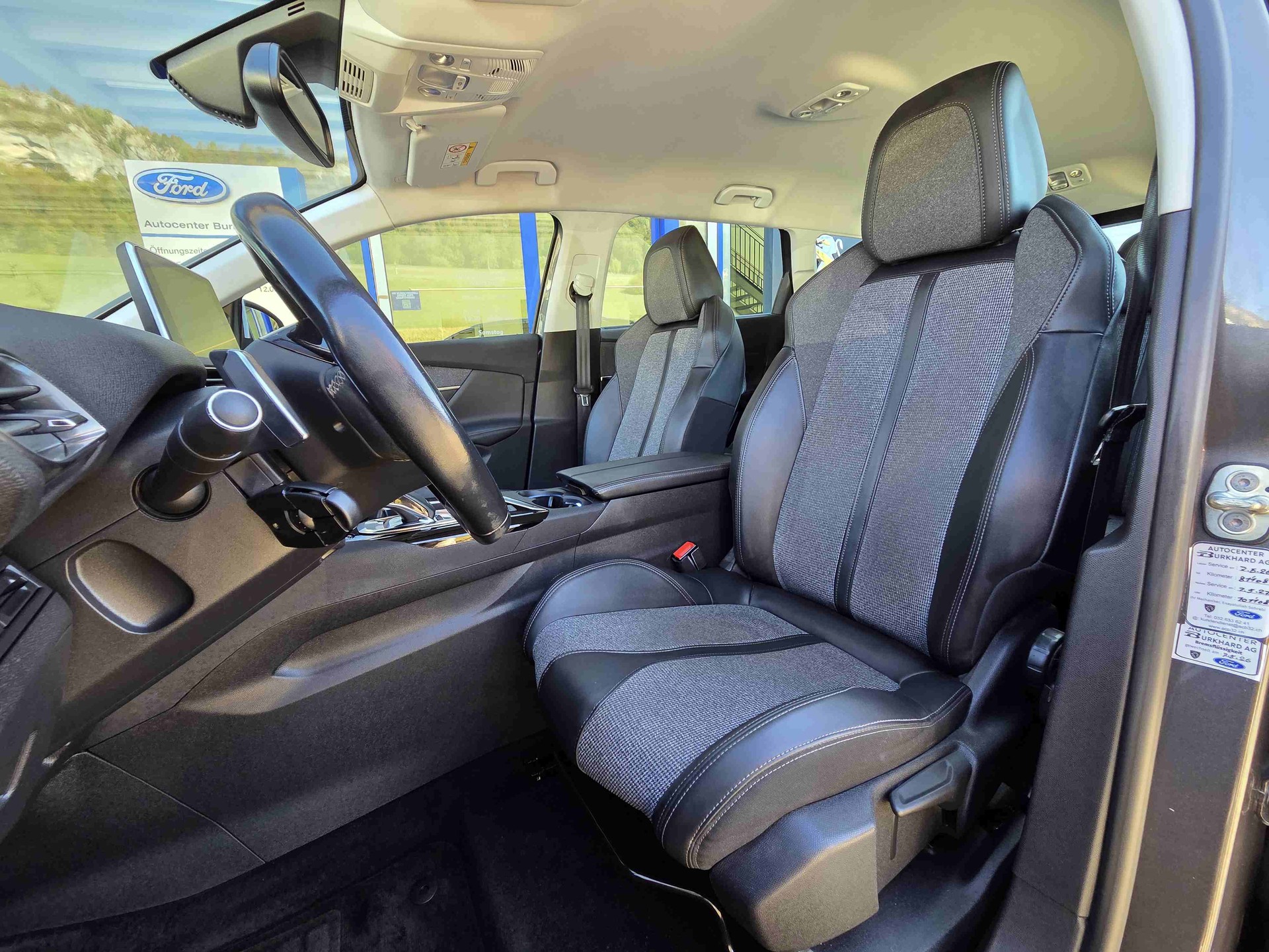 PEUGEOT 5008 1.5 BlueHDi Allure 7-Plätzer-image-7
