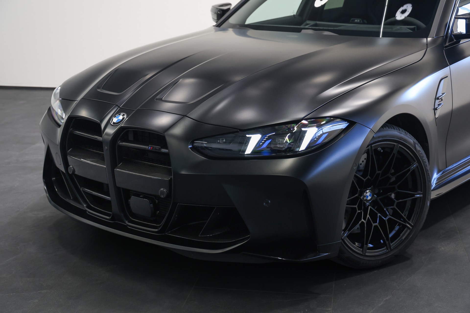 BMW M3 Competition M xDrive *FROZEN BLACK Lackierung*Carbon Schalensitze*BMW Werksgarantie bis 03.2029*-image-7
