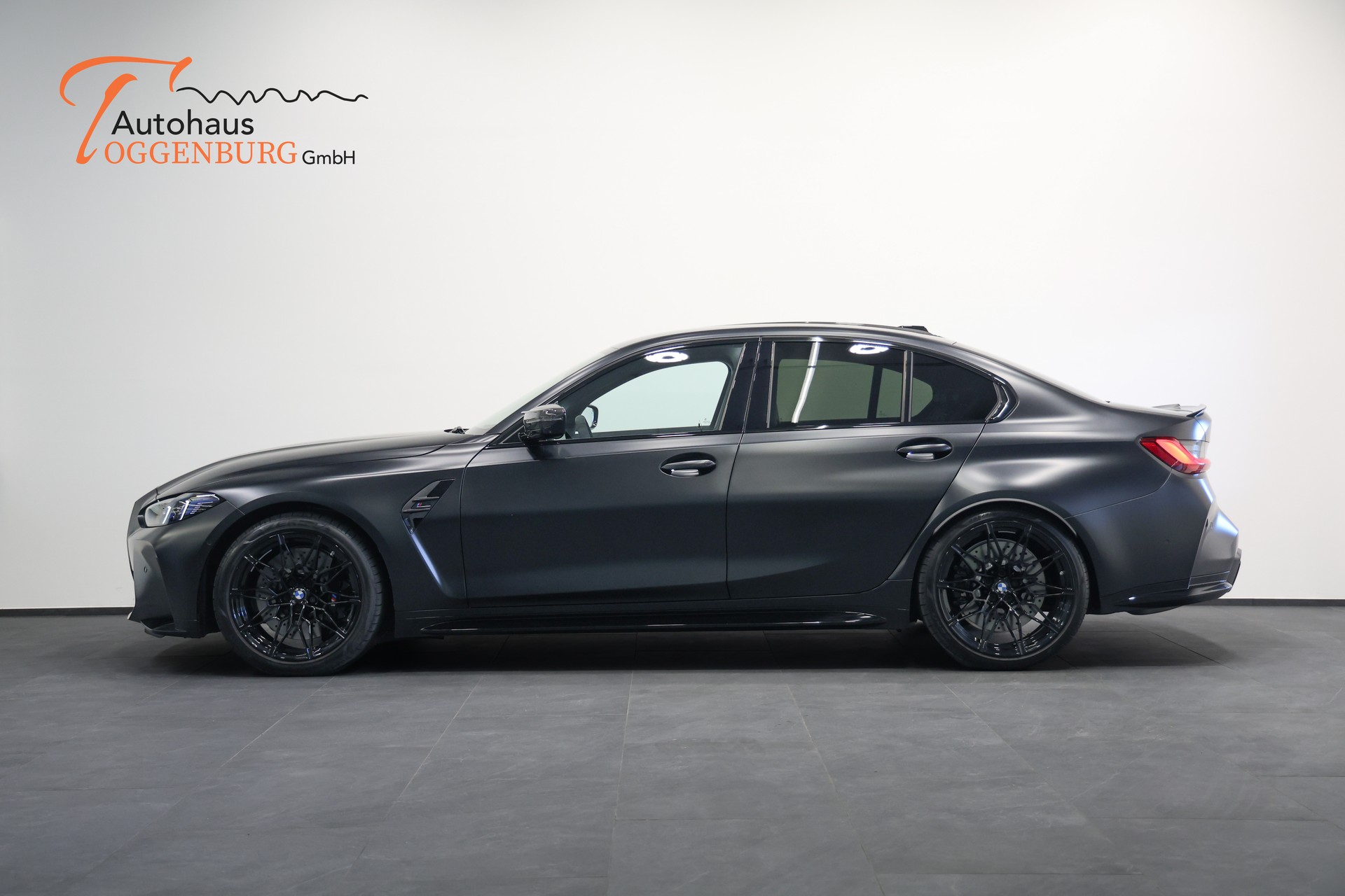 BMW M3 Competition M xDrive *FROZEN BLACK Lackierung*Carbon Schalensitze*BMW Werksgarantie bis 03.2029*-image-11
