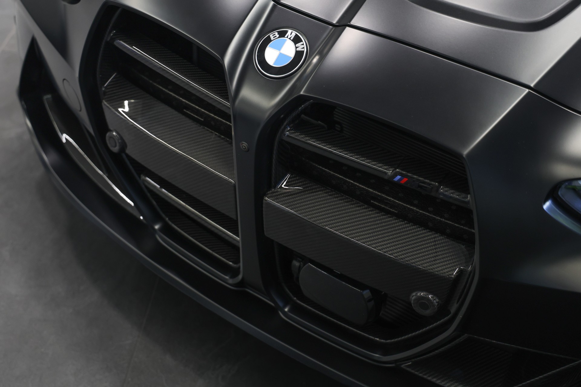 BMW M3 Competition M xDrive *FROZEN BLACK Lackierung*Carbon Schalensitze*BMW Werksgarantie bis 03.2029*-image-8