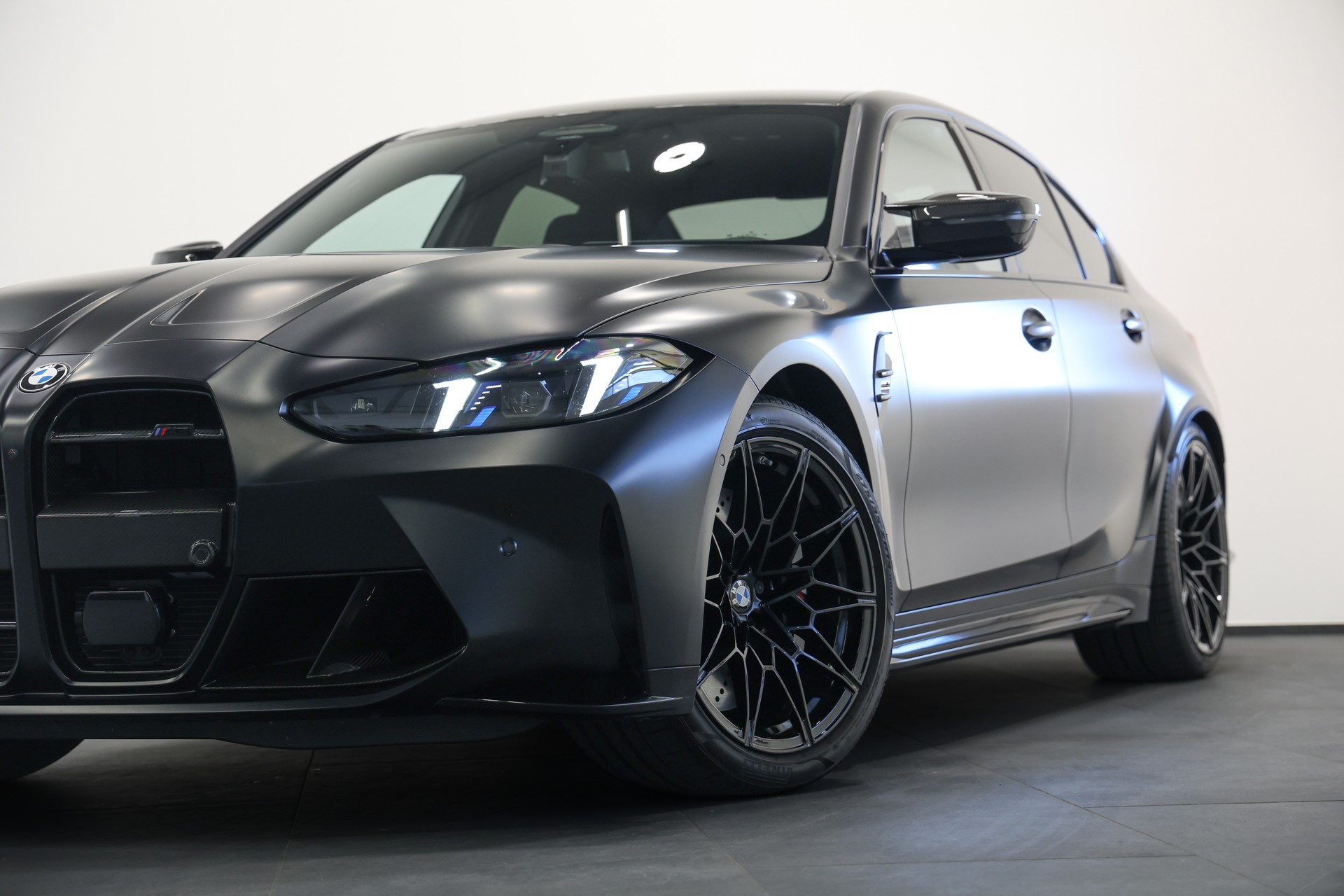 BMW M3 Competition M xDrive *FROZEN BLACK Lackierung*Carbon Schalensitze*BMW Werksgarantie bis 03.2029*-image-9
