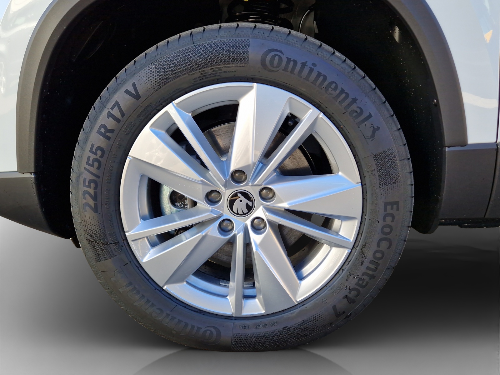 SKODA Karoq 2.0 TDI CR Selection 4x4 DSG-image-13