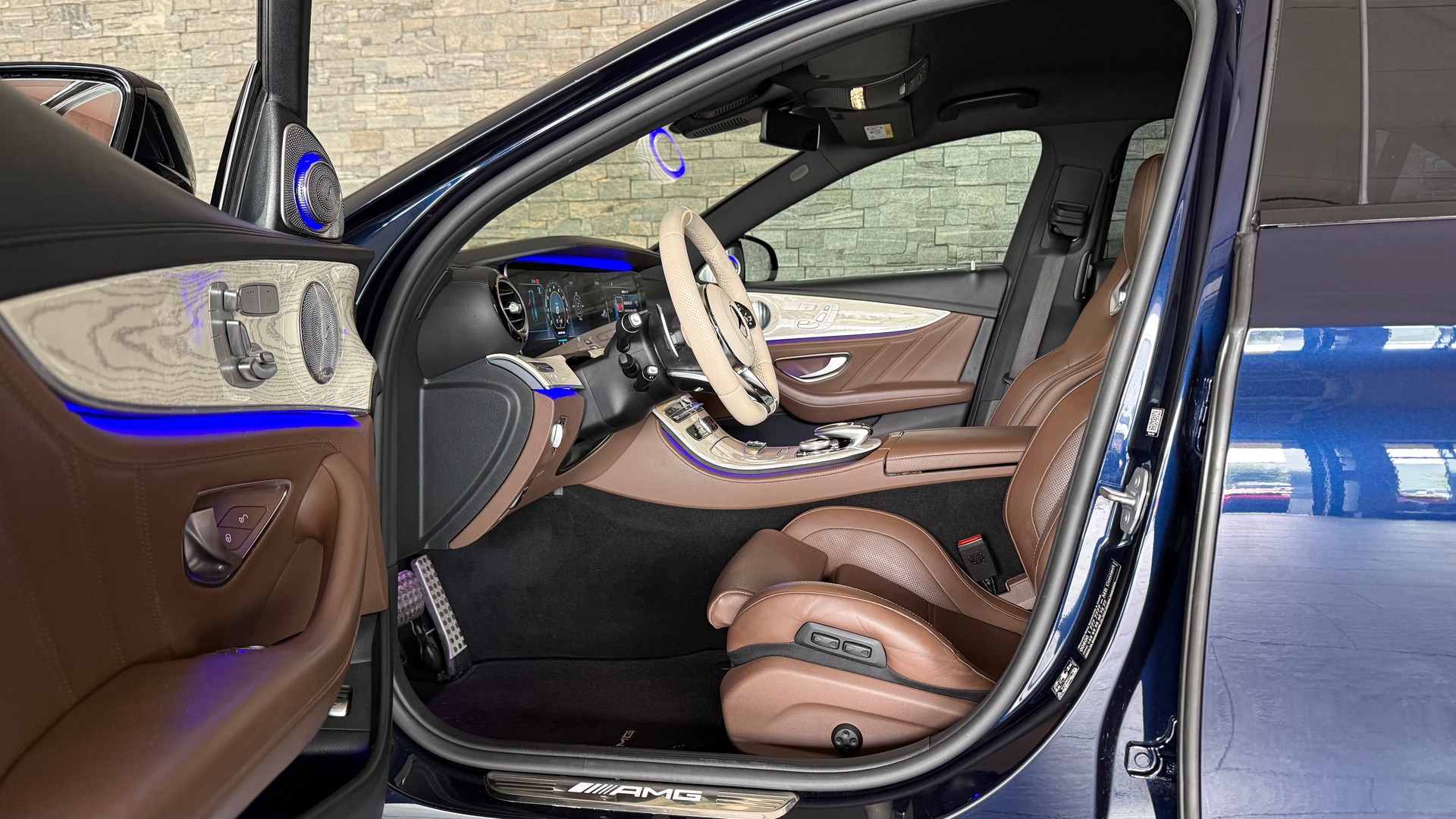 MERCEDES-BENZ E 63 AMG S 4Matic Speedshift MCT-image-12