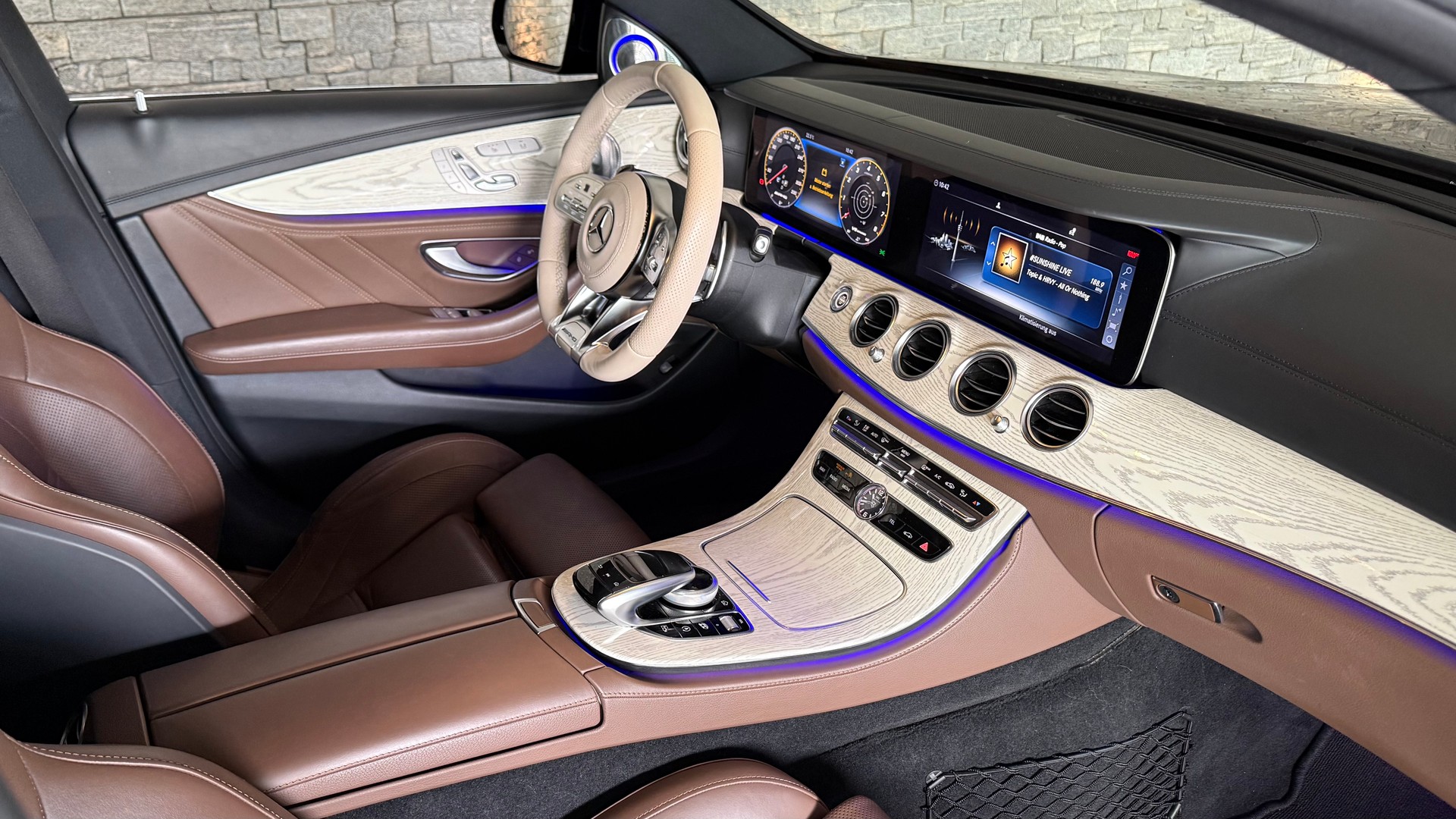 MERCEDES-BENZ E 63 AMG S 4Matic Speedshift MCT-image-1