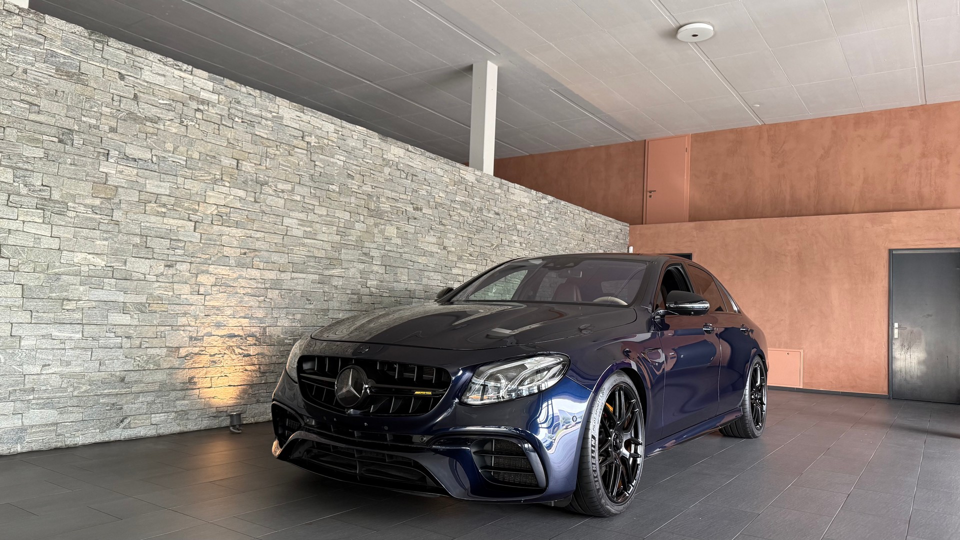 MERCEDES-BENZ E 63 AMG S 4Matic Speedshift MCT-image-6