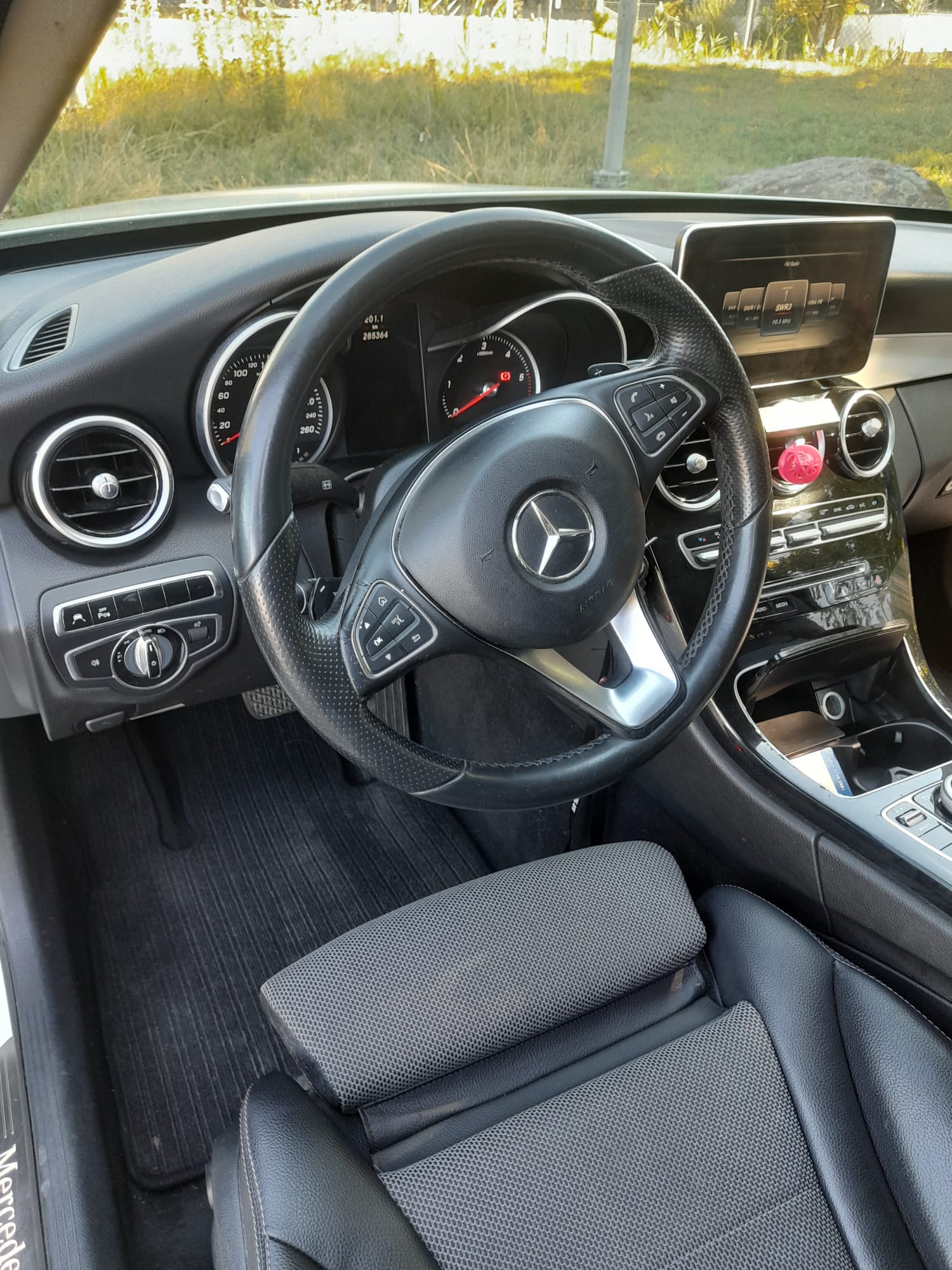 MERCEDES-BENZ C 220 BlueTec-image-2