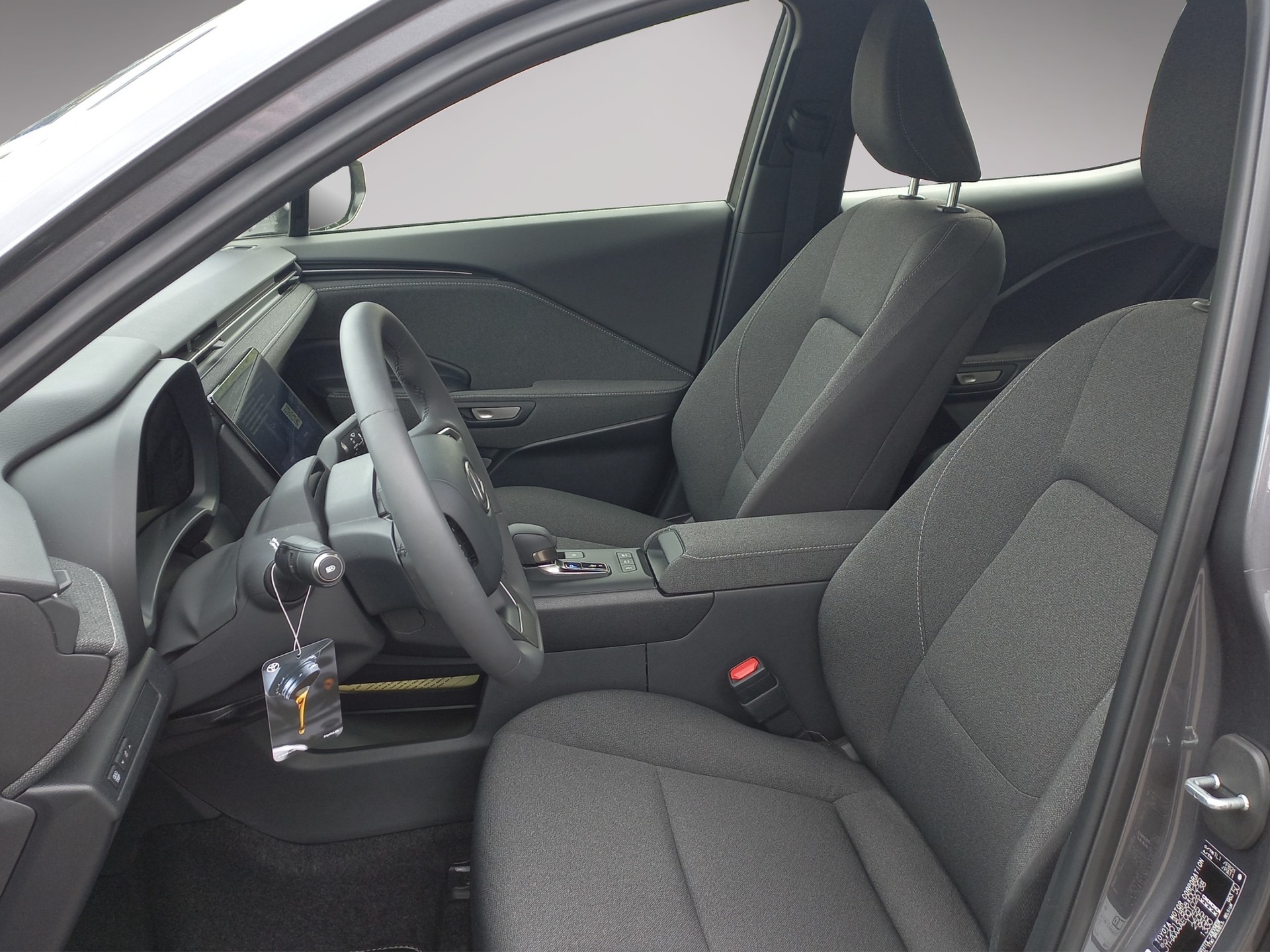 LEXUS LBX FWD Impression CVT-image-6