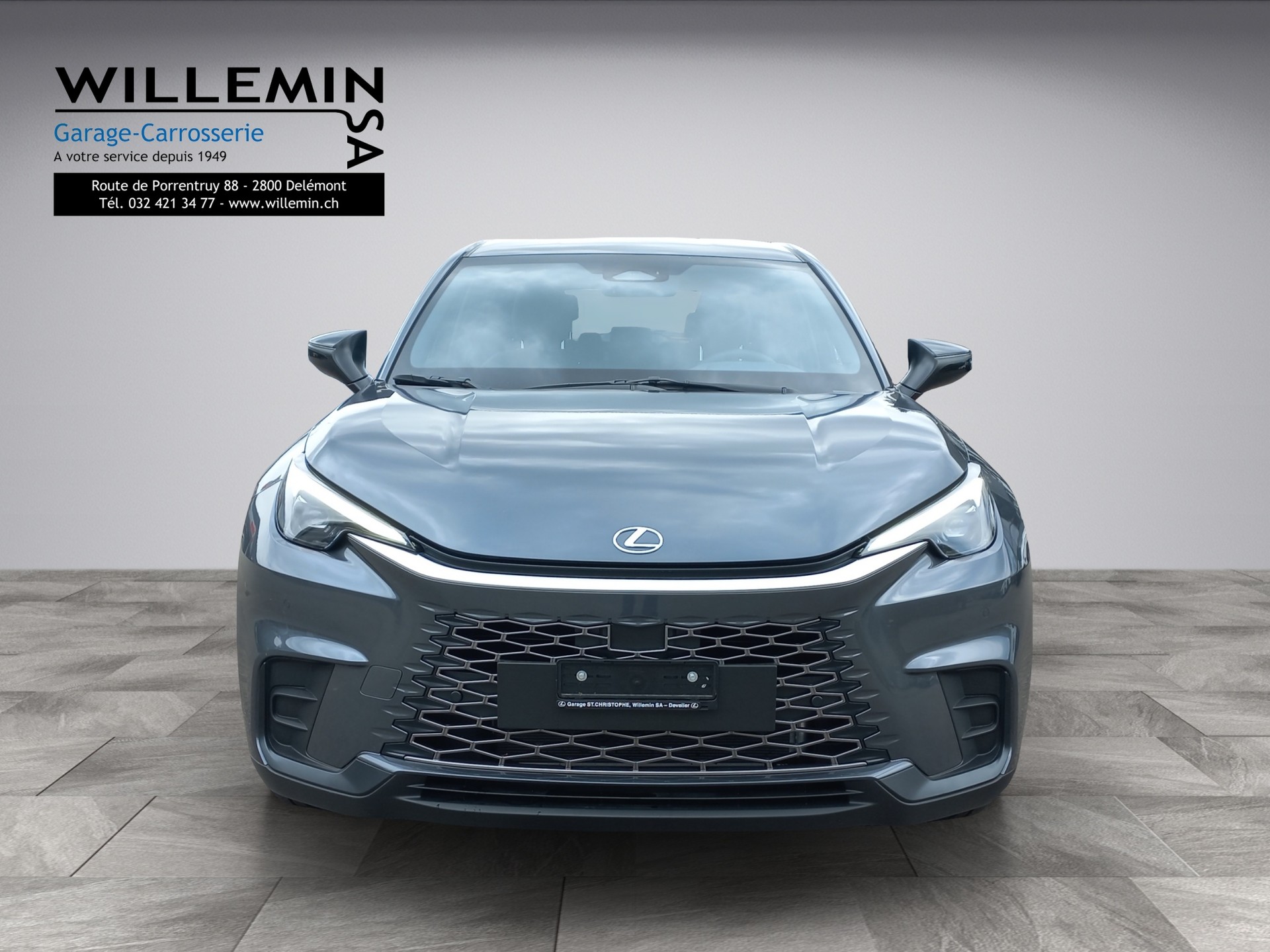 LEXUS LBX FWD Impression CVT-image-1