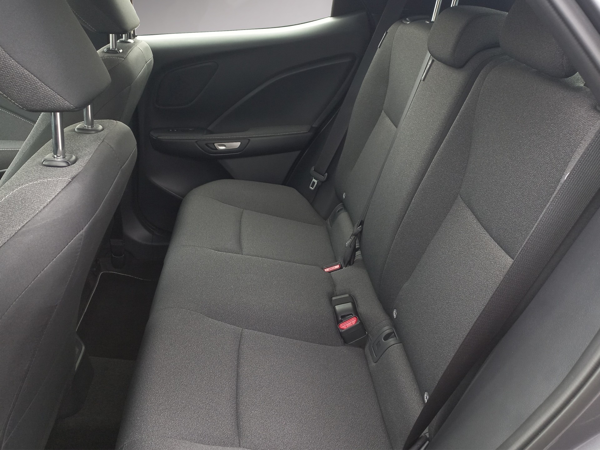 LEXUS LBX FWD Impression CVT-image-11