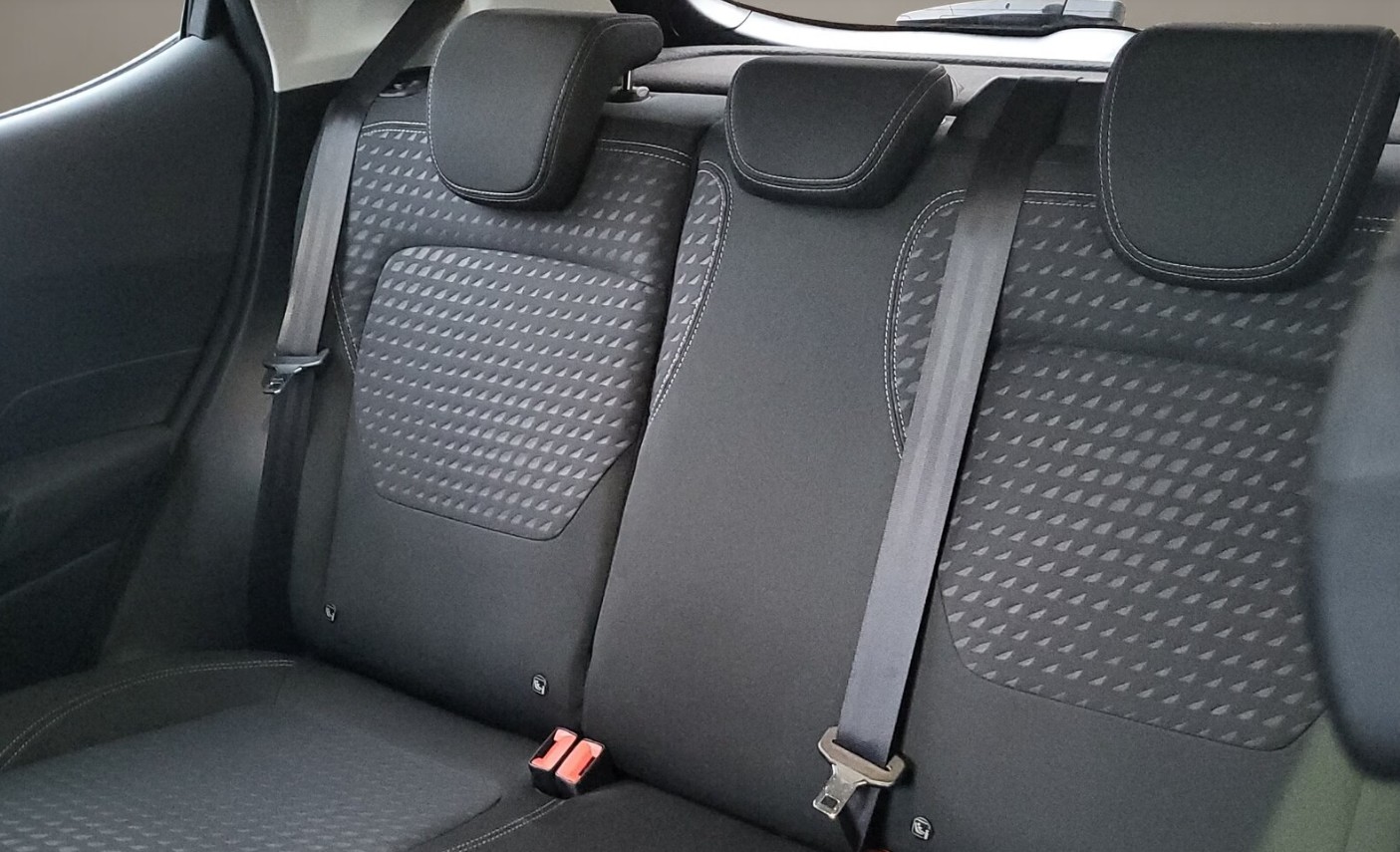 FORD Fiesta 1.0 SCTi Titanium-image-9