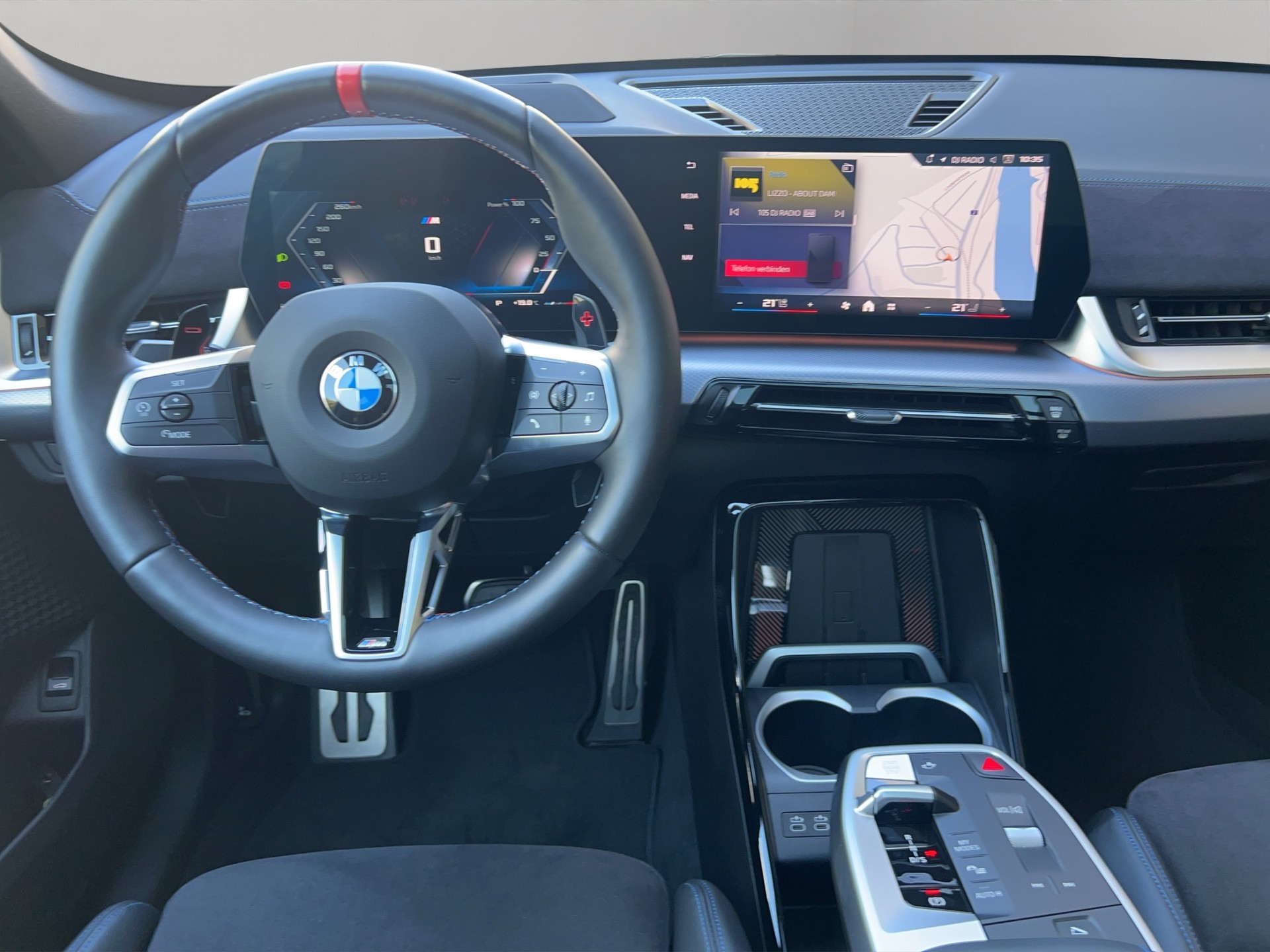 BMW X1 xDrive M35i-image-15
