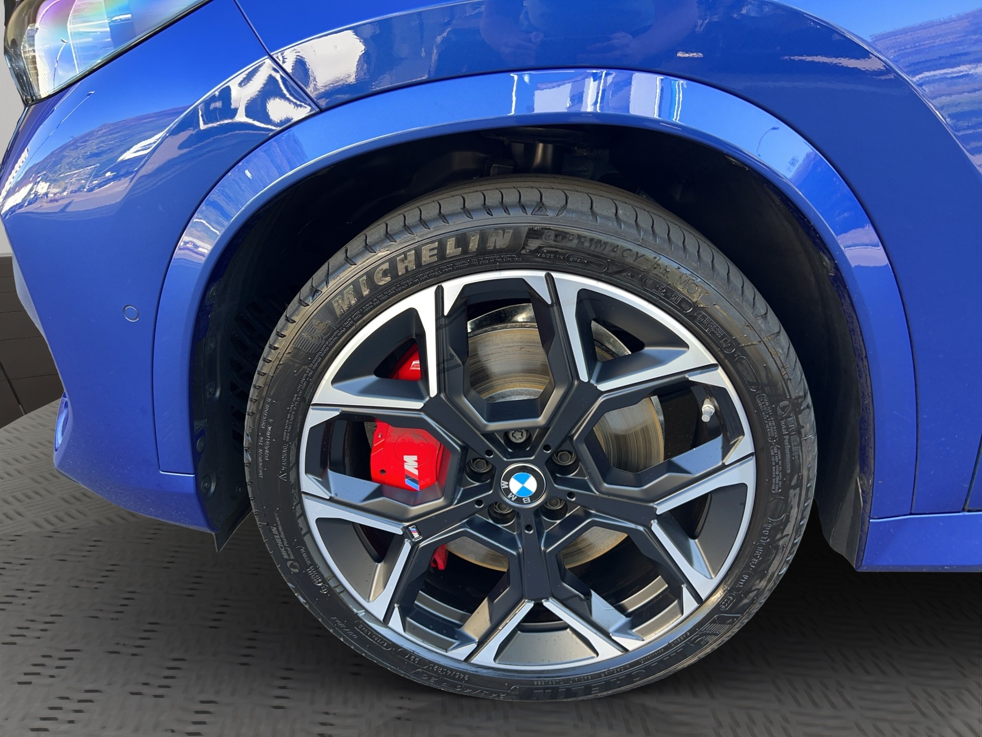 BMW X1 xDrive M35i-image-8