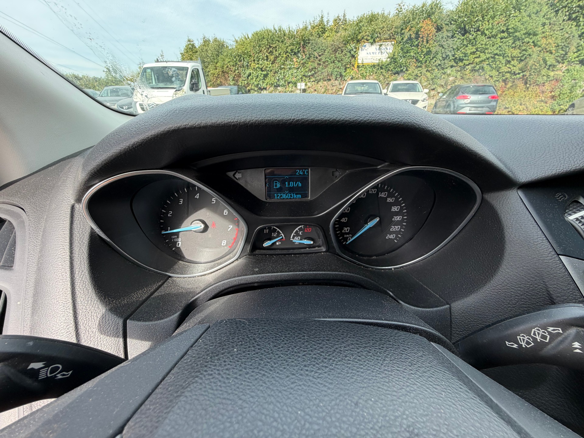 FORD Focus 1.0 SCTi Titanium-image-11